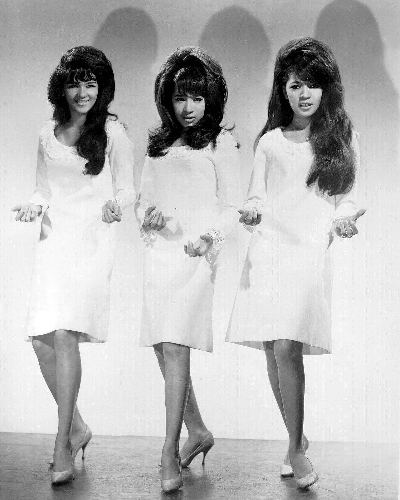 1290x1600 The Ronettes, Phone