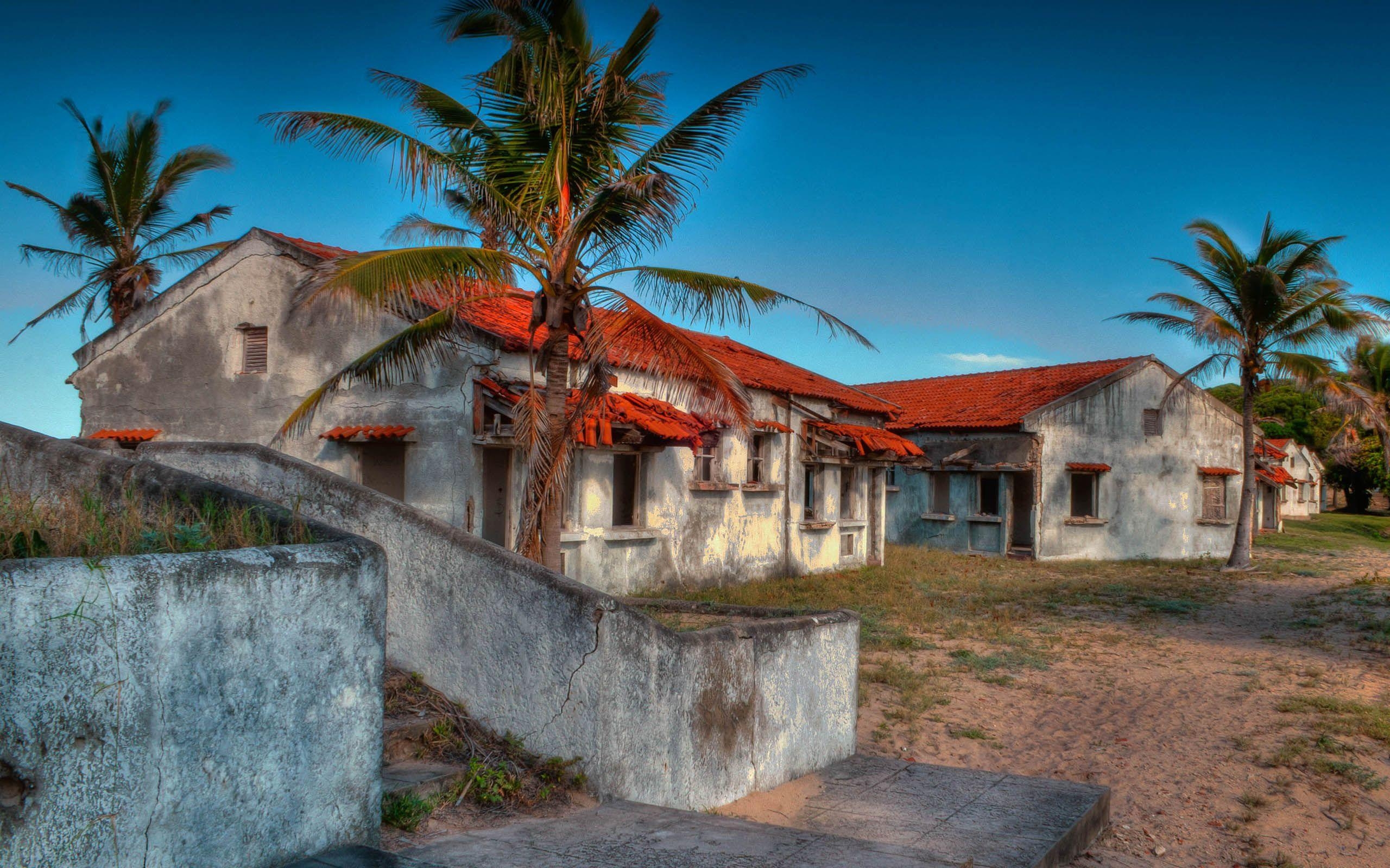 2560x1600 Pomene, Mozambique wallpaper, Desktop