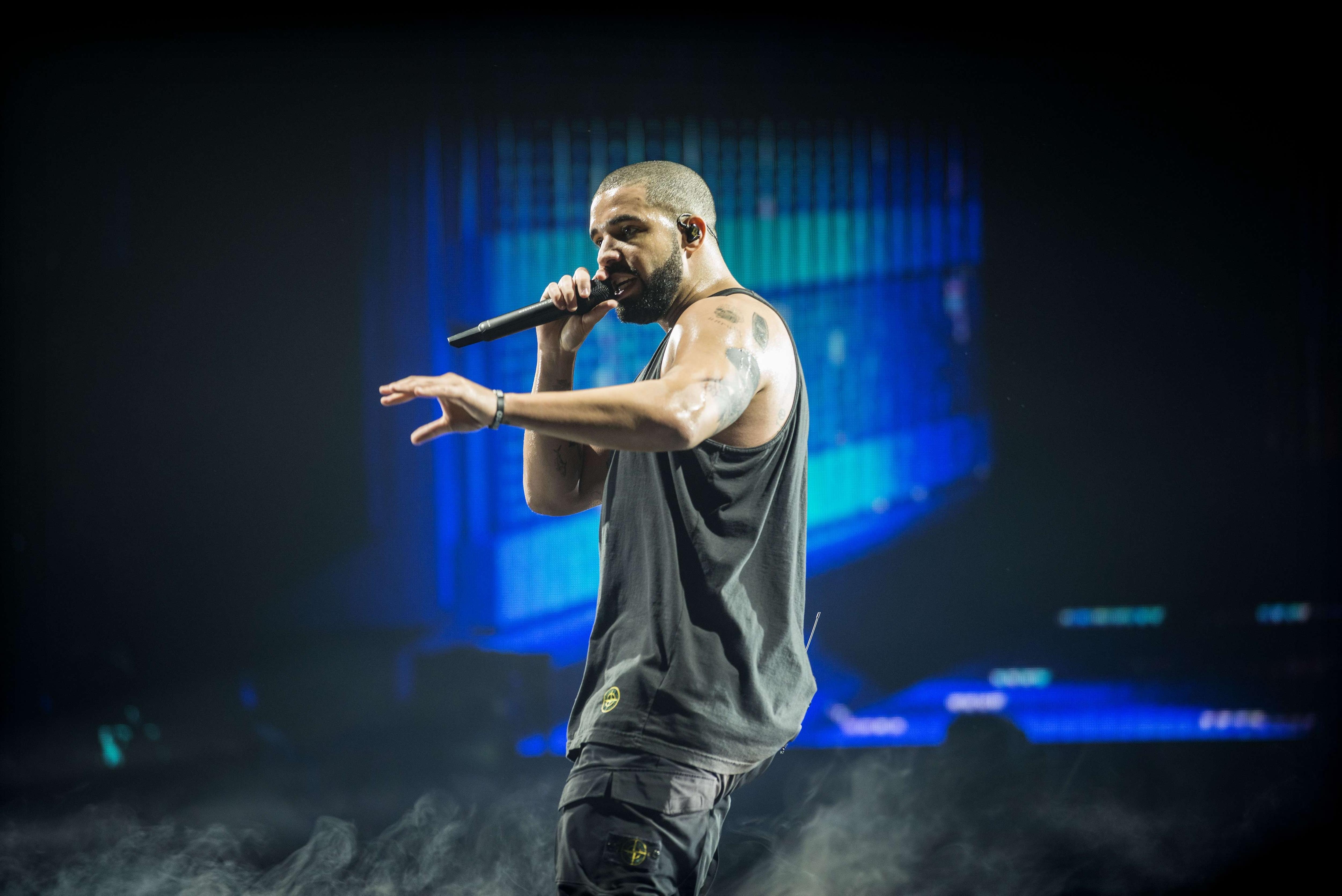 5000x3340 Drake Live, HD Music, 4k Wallpaper, Image, Background, Photo and Picture, Desktop