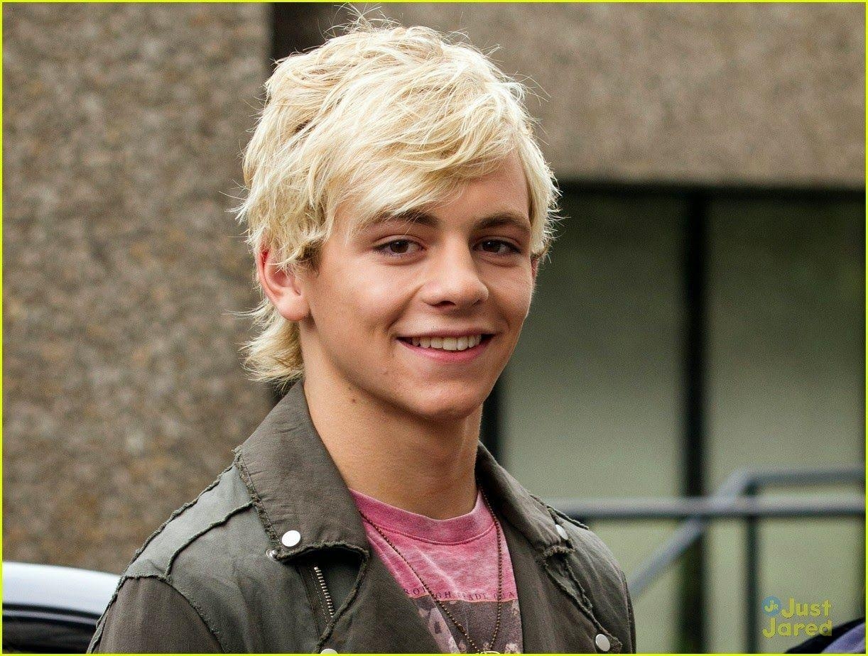 1230x930 Wallpaper Ross Lynch, Desktop