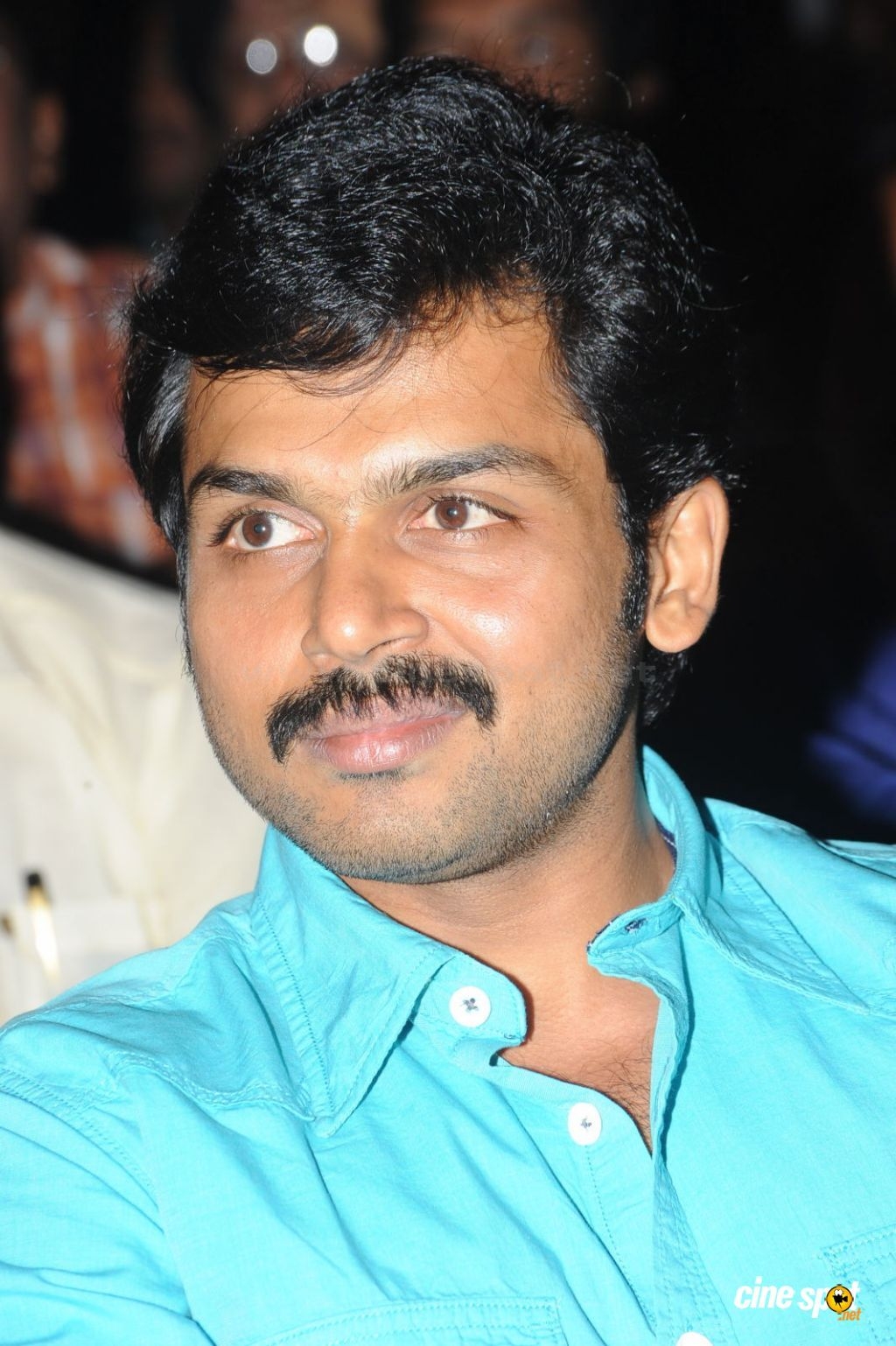 1030x1540 Karthi Photo (8), Phone