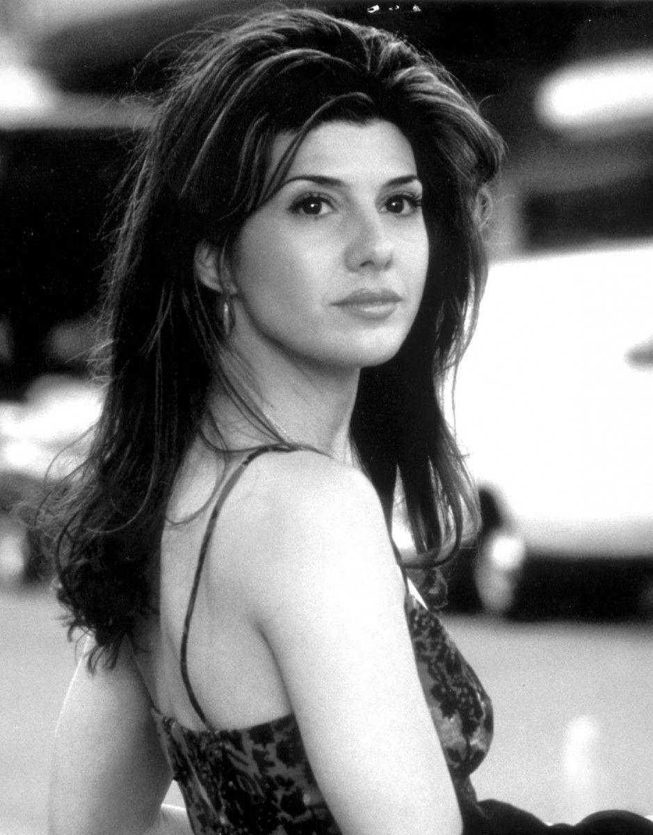 940x1200 Marisa Tomei wallpaper, Phone