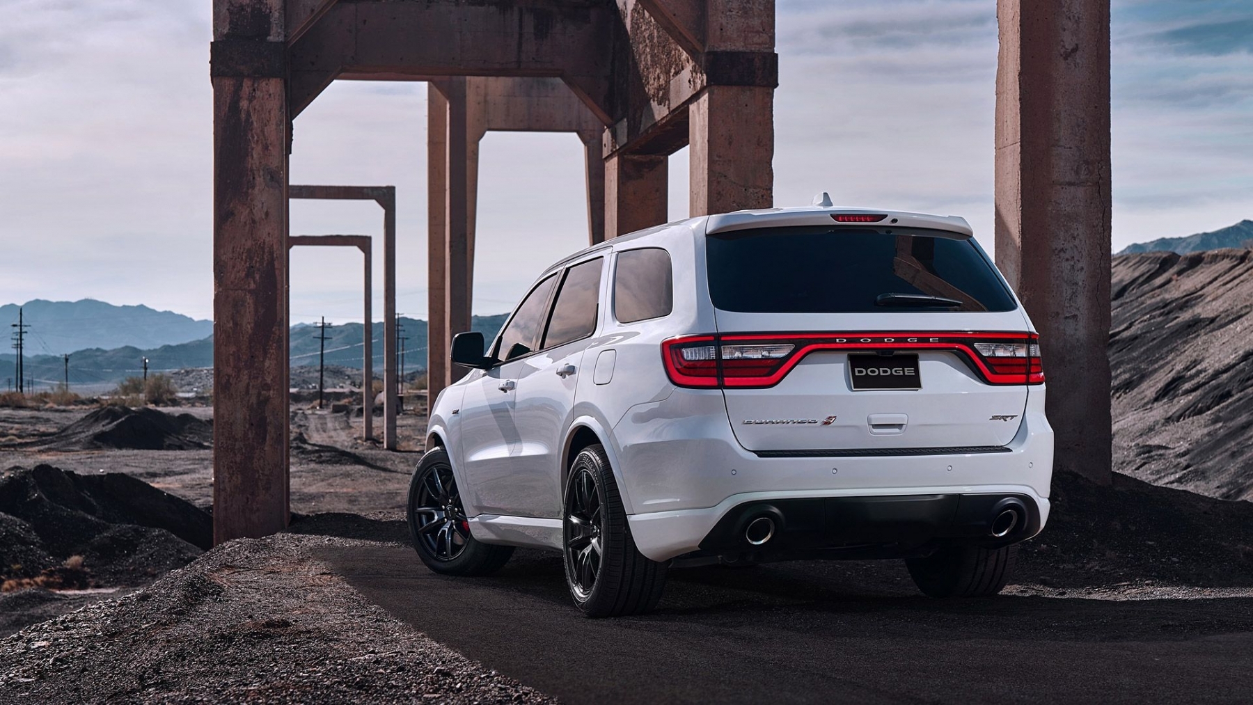 1800x1020 Dodge Durango SRT Wallpaper, Desktop