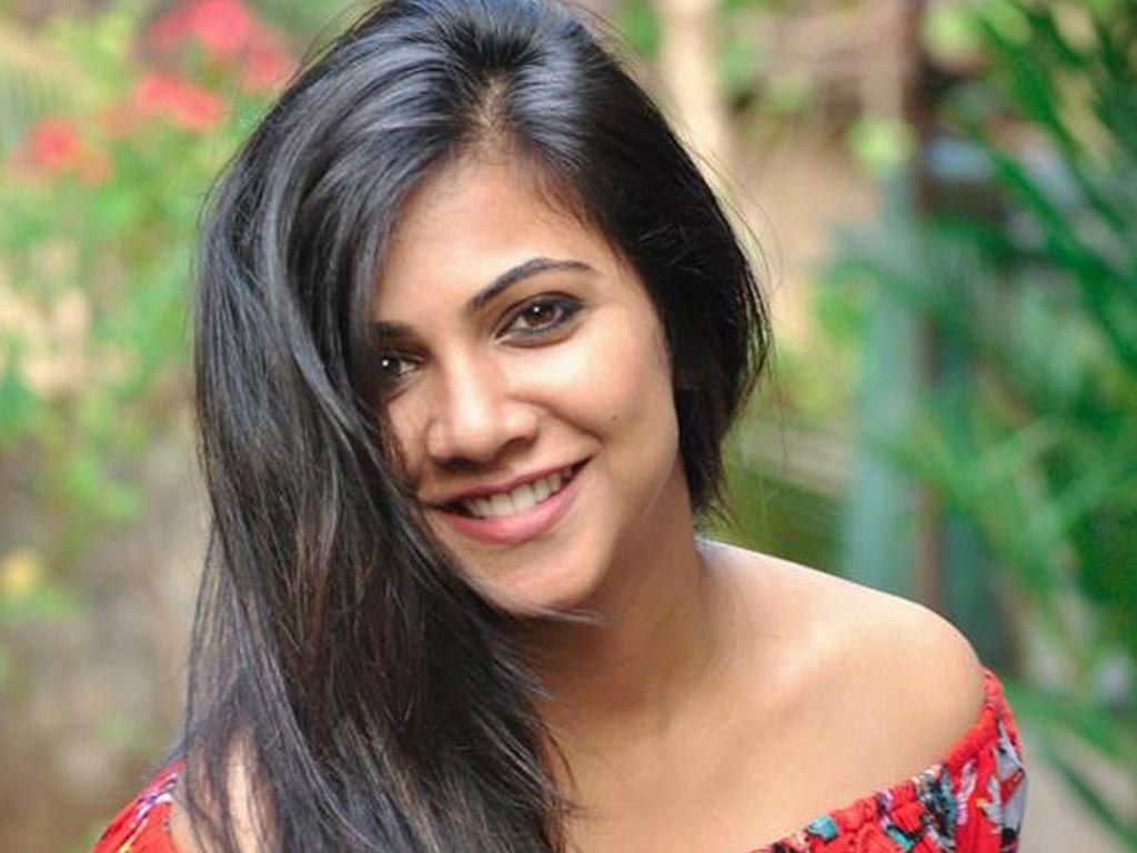 1030x770 Madonna Sebastian 3 Movie Heroine Wallpaper & Background Download, Desktop