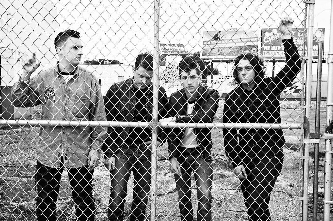 1360x900 Arctic Monkeys Wallpaper, Desktop