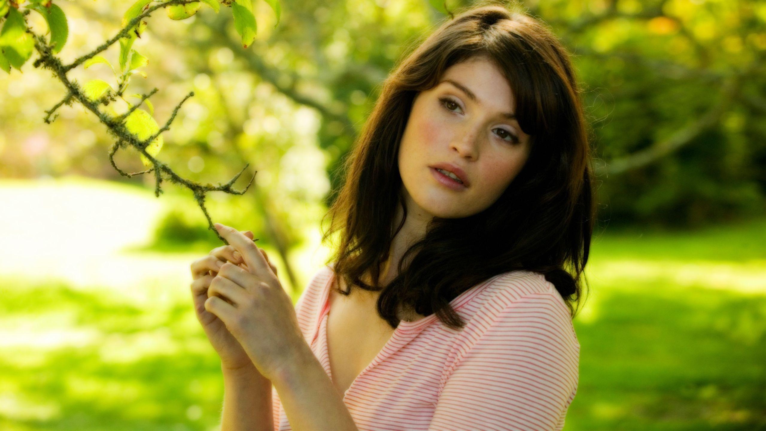 2560x1440 Beautiful HD Gemma Arterton Wallpaper, Desktop