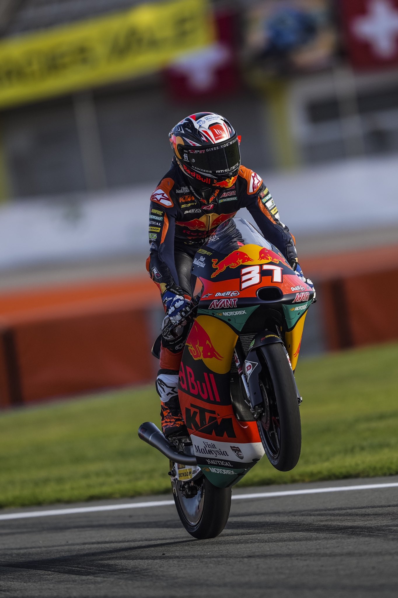 1370x2050 manutormo #MotoGP #Moto3 #ValenciaGP, Phone