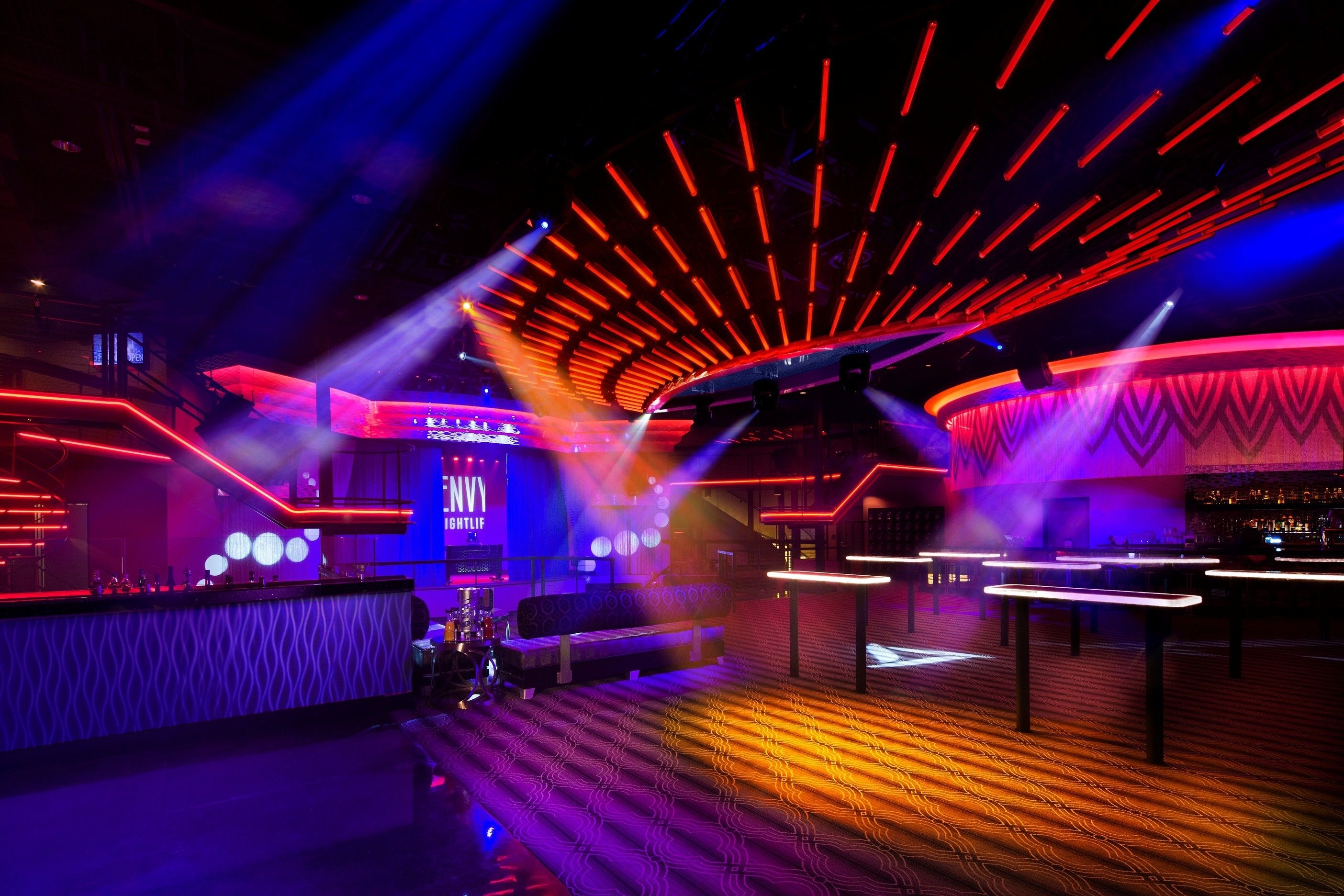 2810x1880 Night Club Wallpaper, Desktop