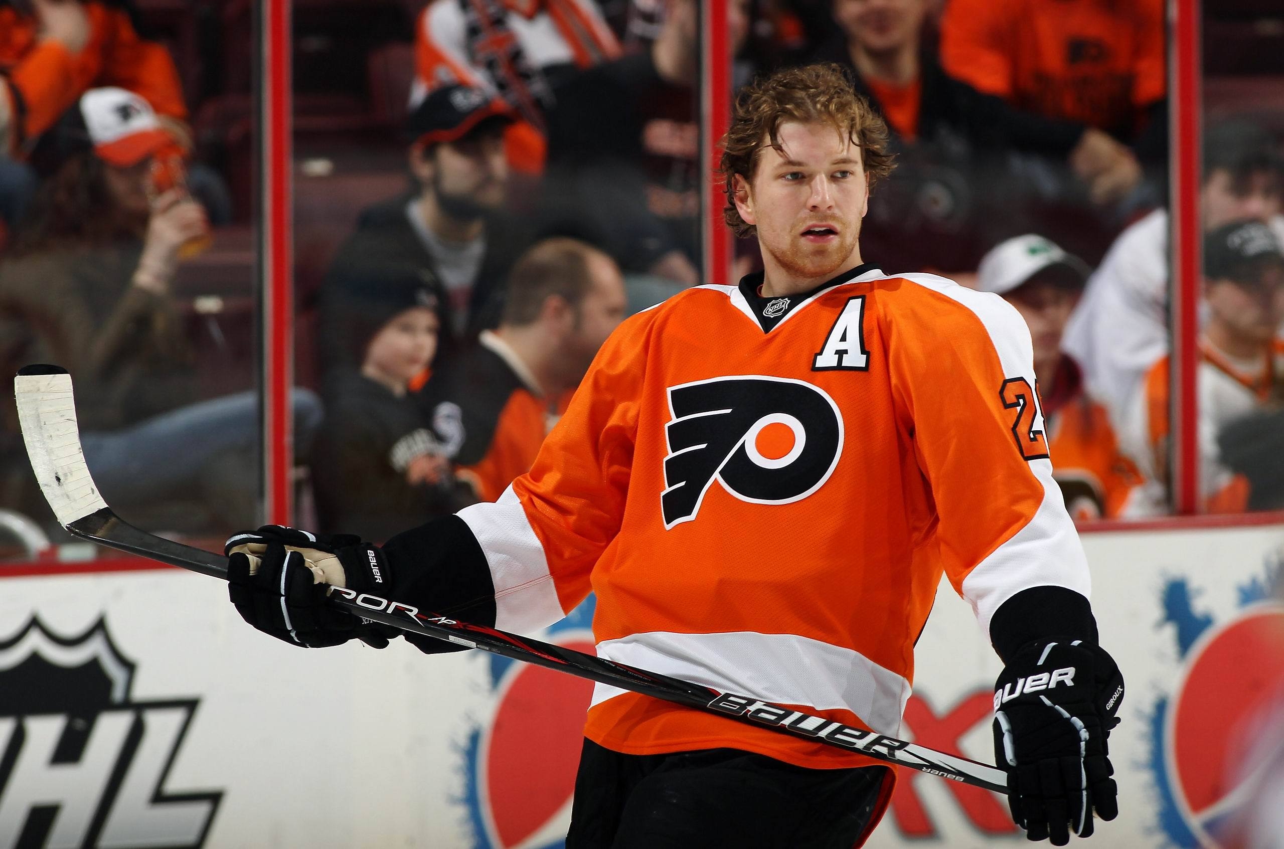 2560x1700 Hockey player Philadelphia Claude Giroux wallpaper and image, Desktop