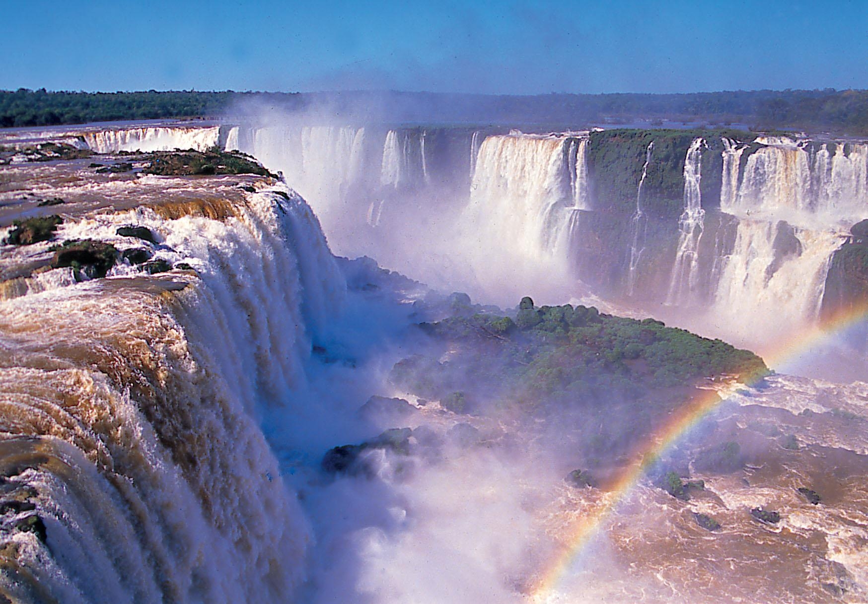 1750x1220 Iguazu Falls Wallpaper, Desktop