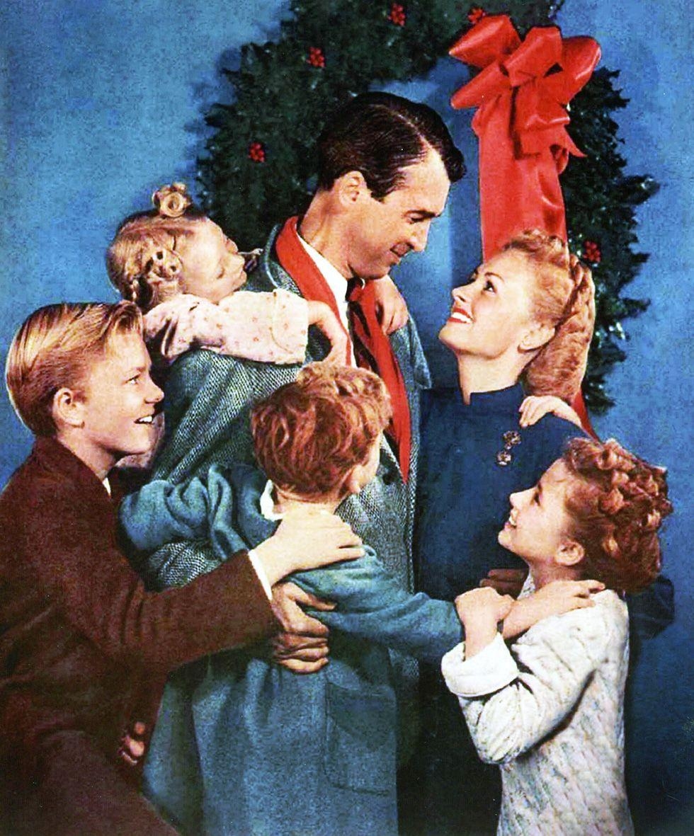 980x1190 IT'S A WONDERFUL LIFE Is Getting a Sequel, Phone