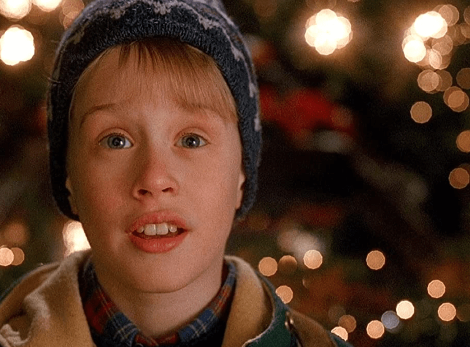 1590x1170 Home Alone 2 Lost In New York in Cinemas. Home Alone 2 Lost In New York Showtimes & Tickets, Desktop