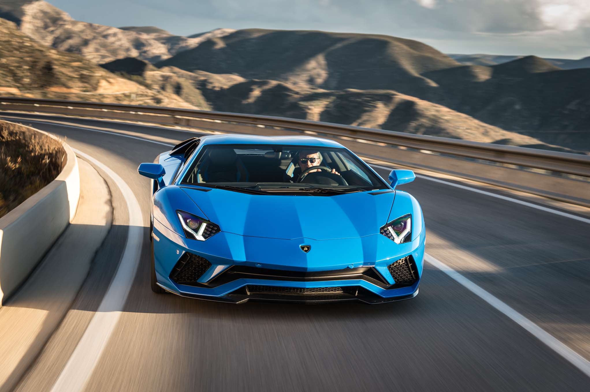 2050x1360 Lamborghini Aventador S Motion Wallpaper, Desktop