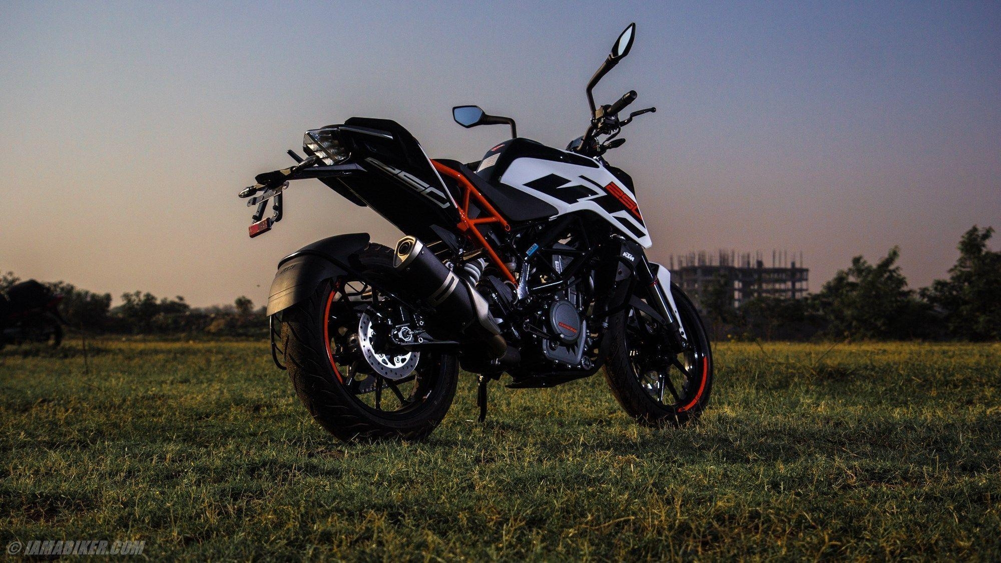 2000x1130 KTM Duke 250 HD wallpaper, Desktop