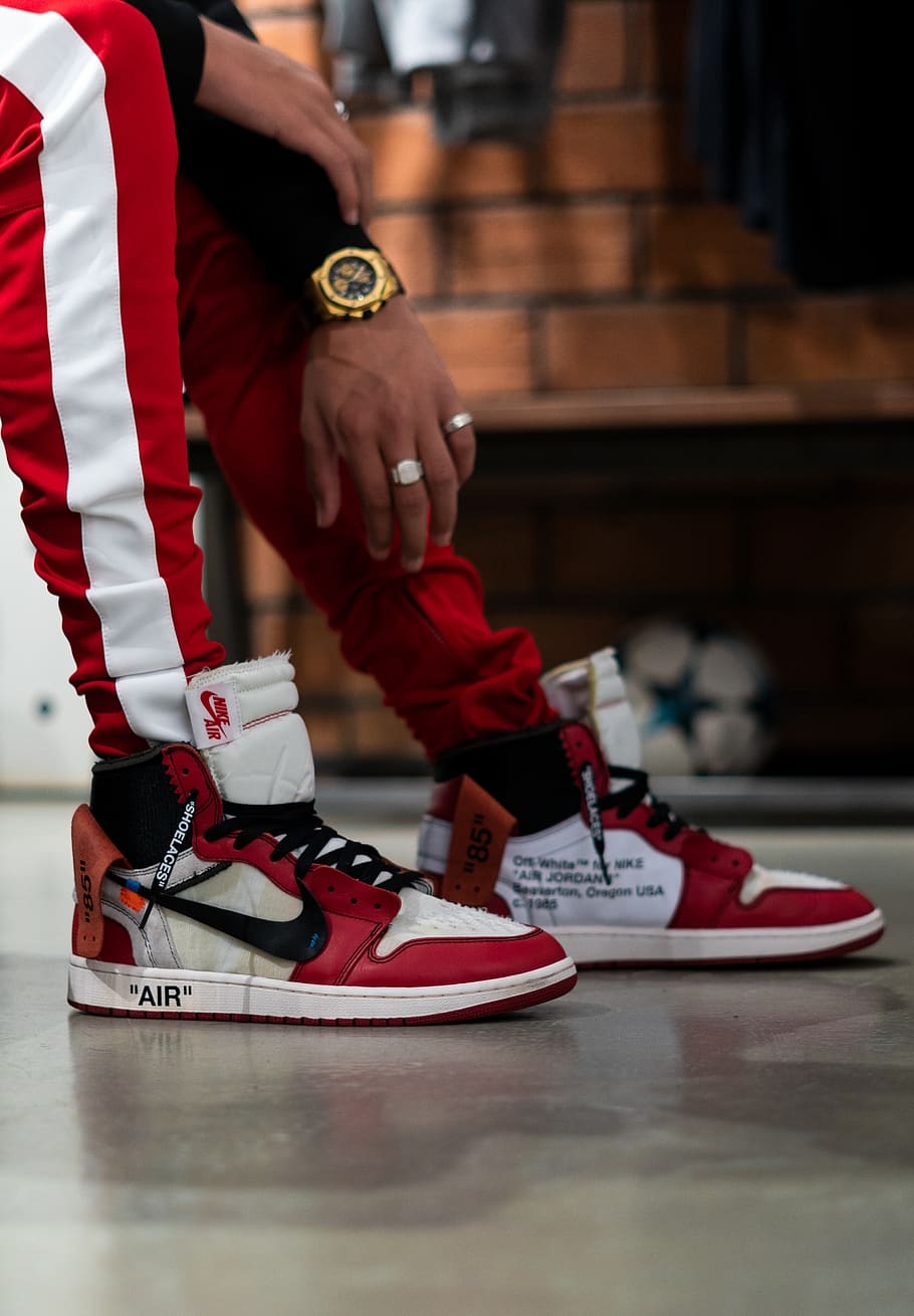 910x1310 HD Wallpaper: Person Wearing Chicago Air Jordan 1 X Off White, Phone