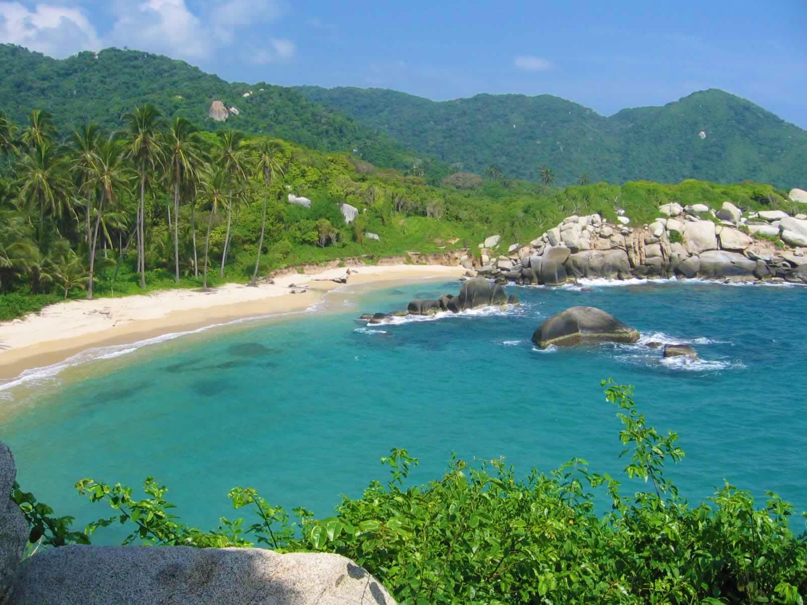 1600x1200 Hidden Beach in Tayrona National Park, Santa Marta, Colombia, Desktop