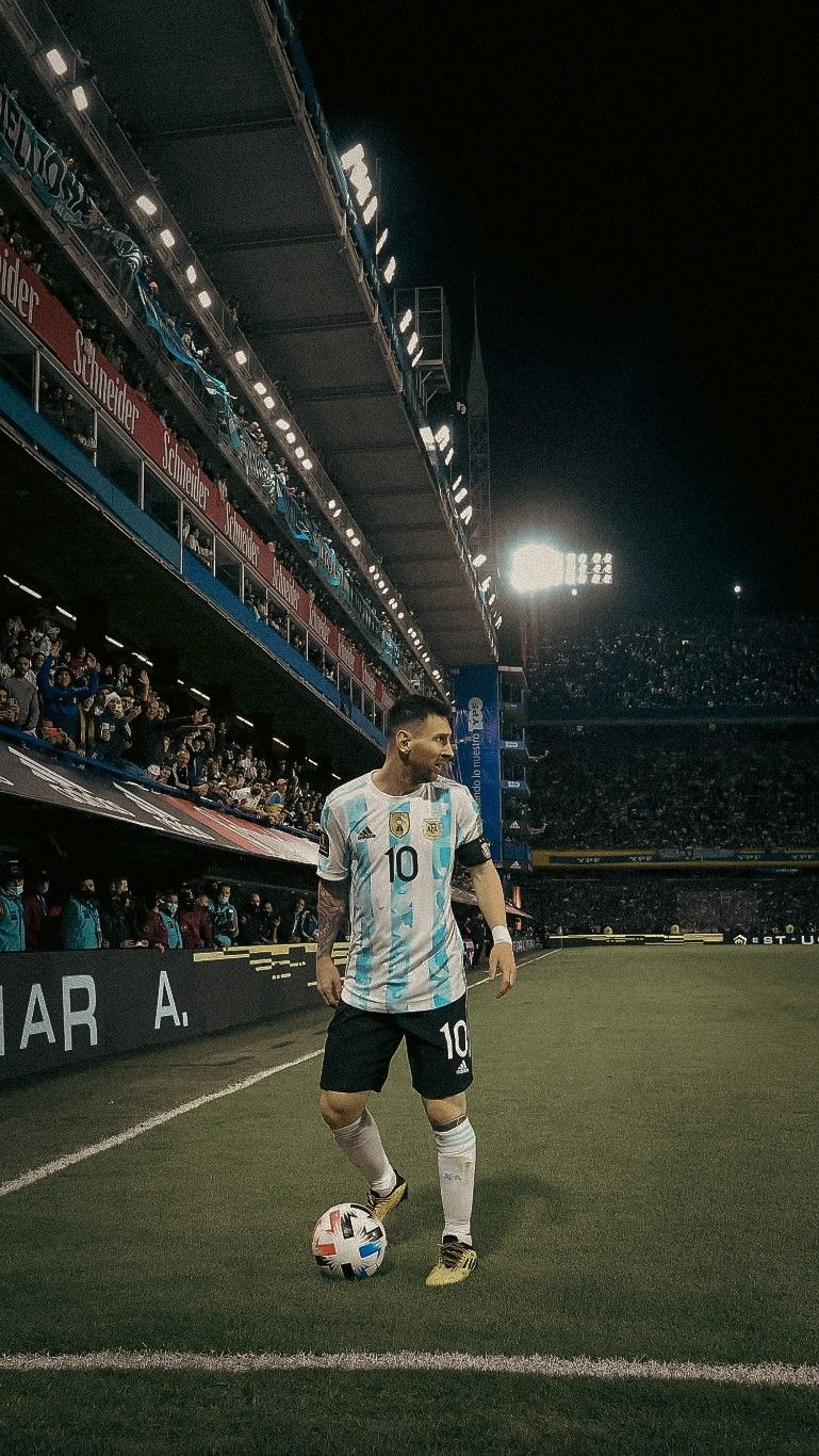 770x1370 Leo Messi Wallpaper. Messi argentina, Lionel messi, Messi vs ronaldo, Phone