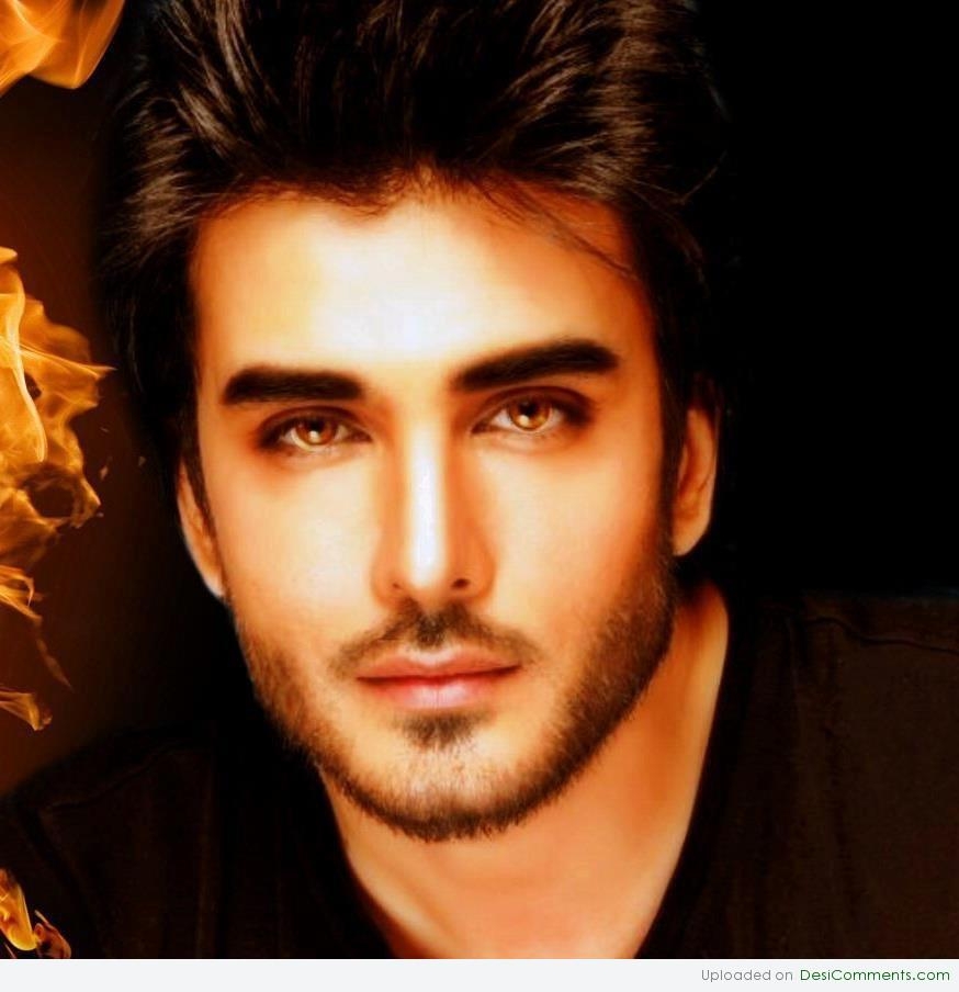 880x910 Imran Abbas Naqvi Looking Great, Phone