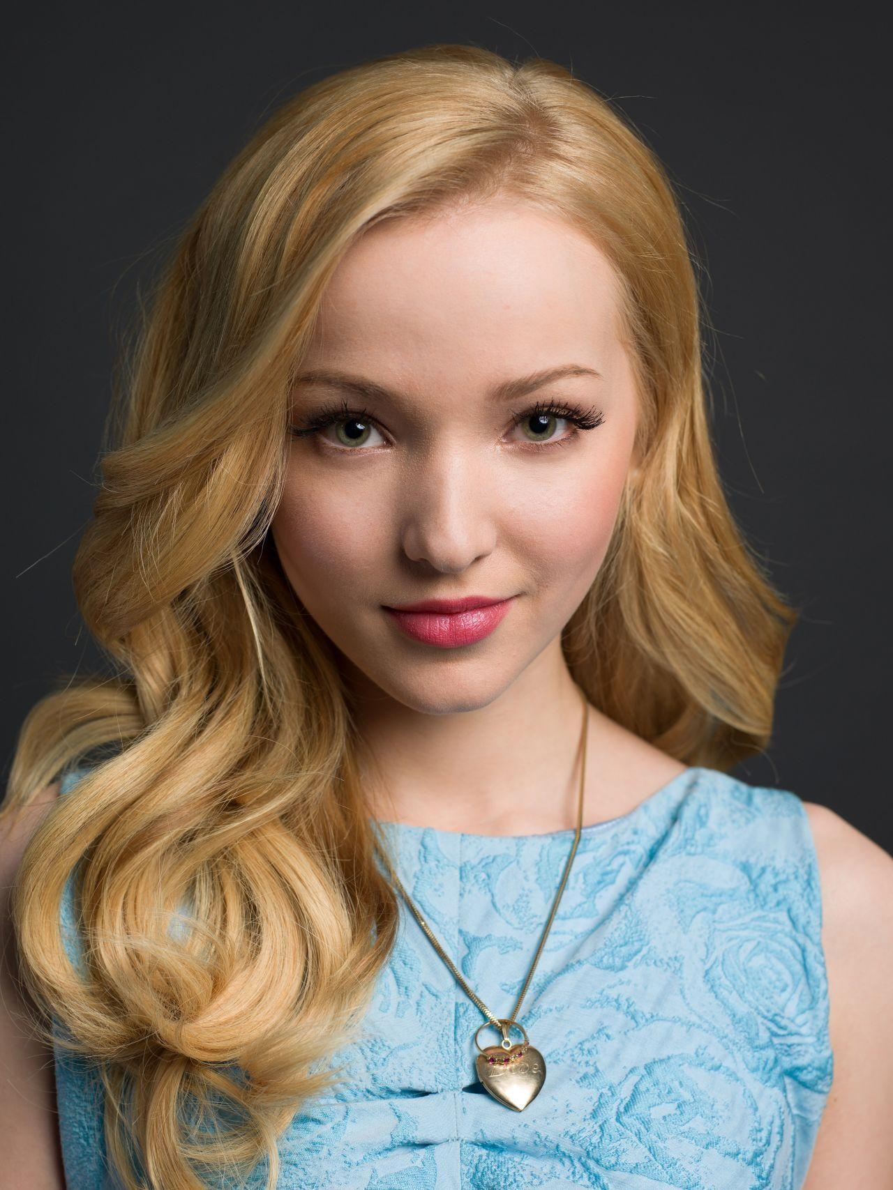 1280x1710 2065x3000px Dove Cameron 1220.77 KB, Phone