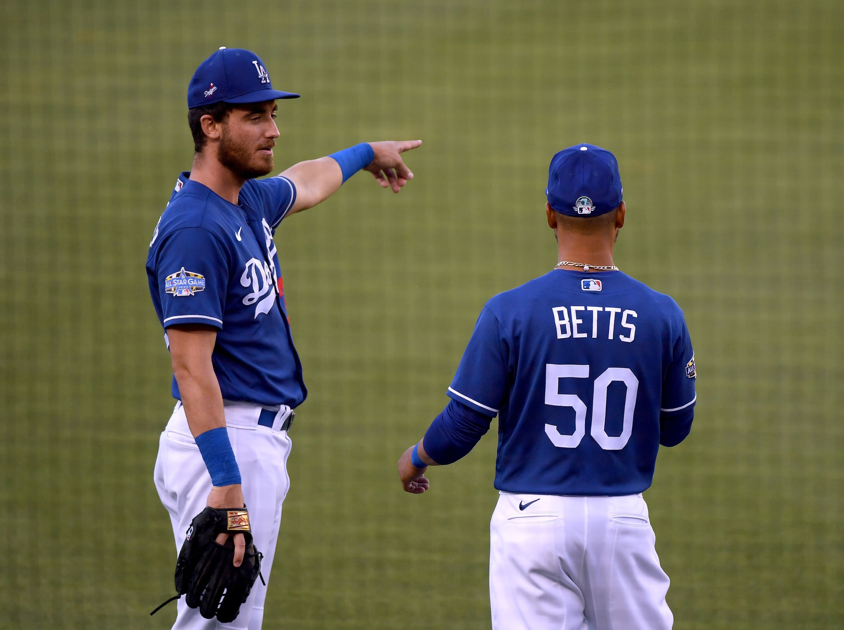 3200x2390 Better Dodgers MVP candidate: Mookie Betts or Cody Bellinger?, Desktop