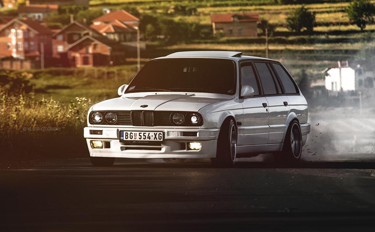 1280x800 Wallpaper BMW E30 325 White auto Front, Desktop