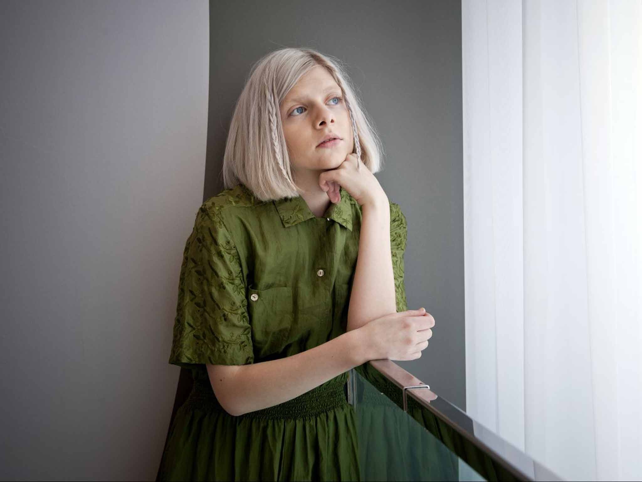 2050x1540 Aurora on her debut album, John Lewis Christmas advert, and remote, Desktop