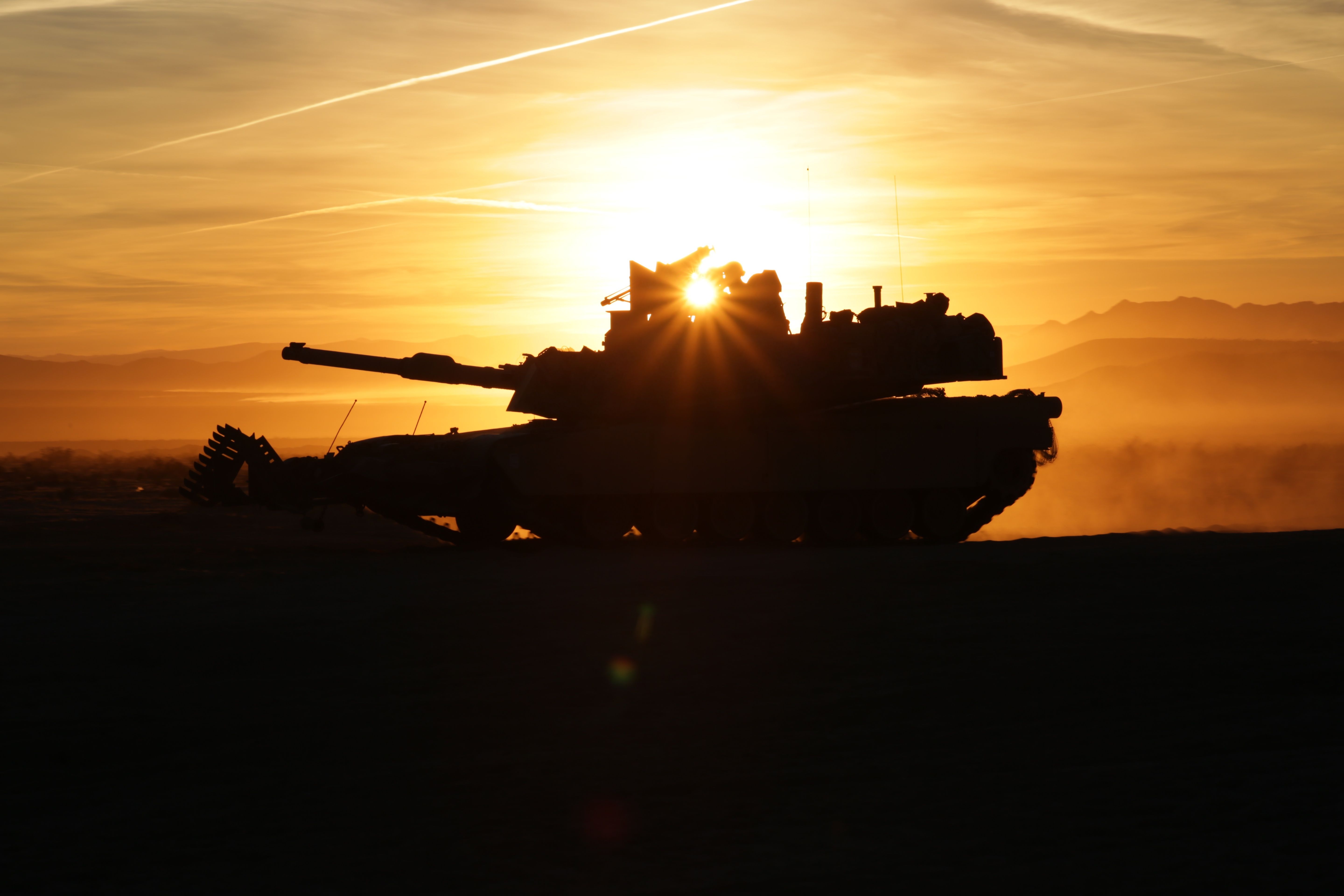 5760x3840 Wallpaper M1 Abrams, Indirect fire, Fort Irwin, Exercise, US Army, Desktop