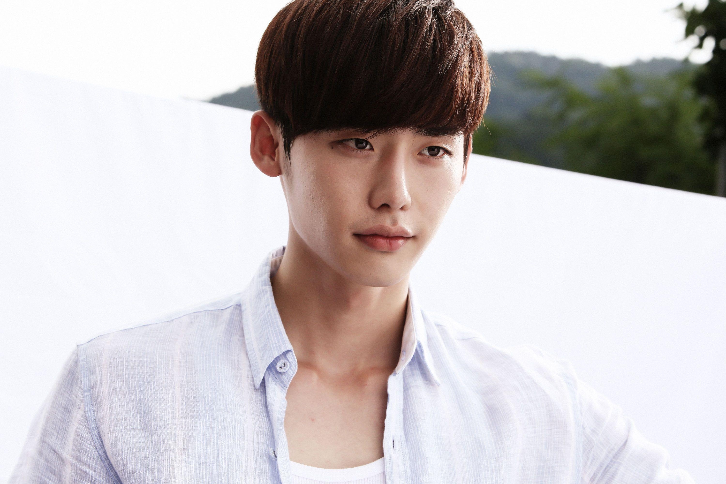 3000x2000 Lee Jong Suk, Desktop