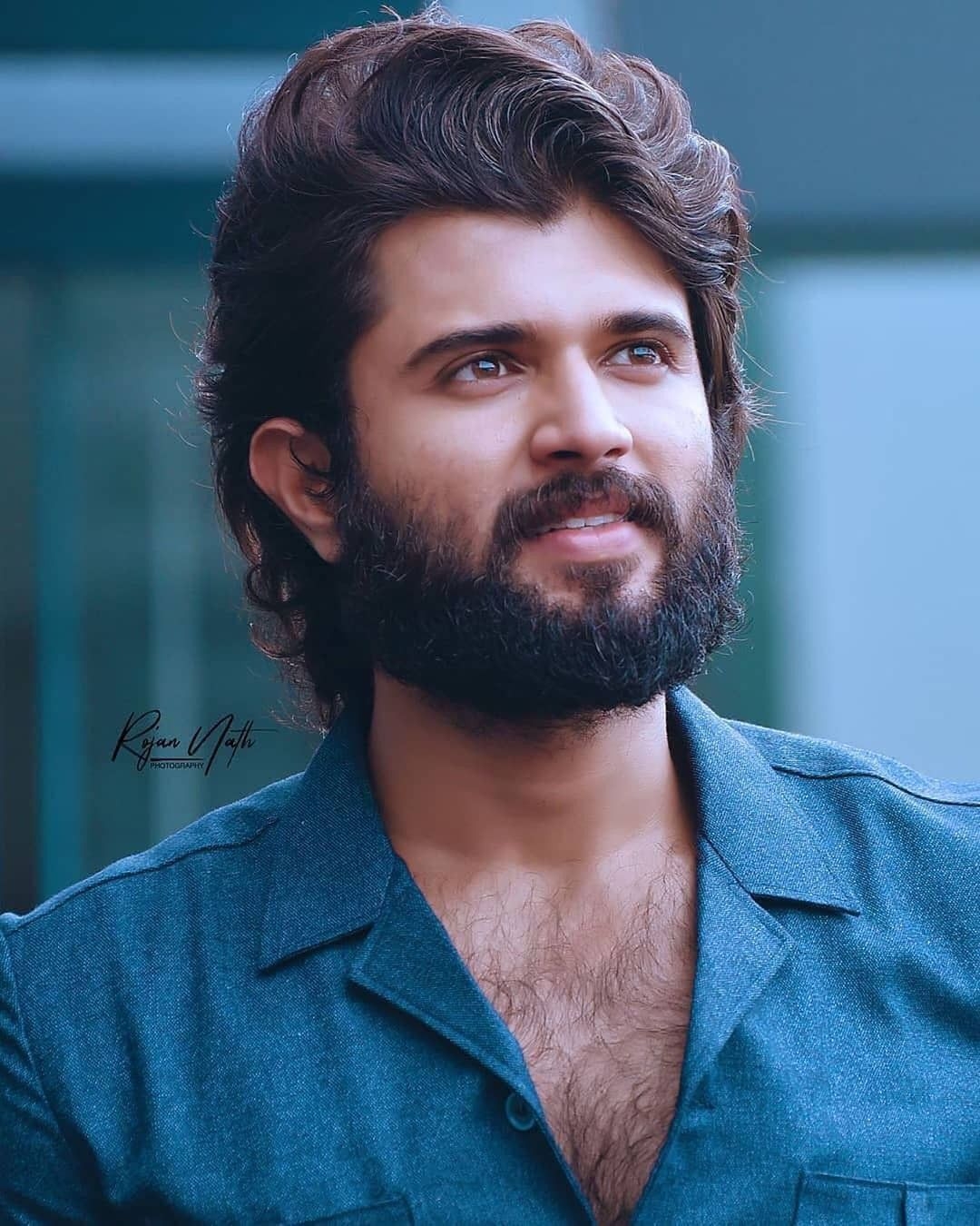 1080x1350 Fᴀᴠᴏʀɪᴛᴇ Aʀᴛɪsᴛs. Vijay devarakonda, Actor photo, Actor picture, Phone