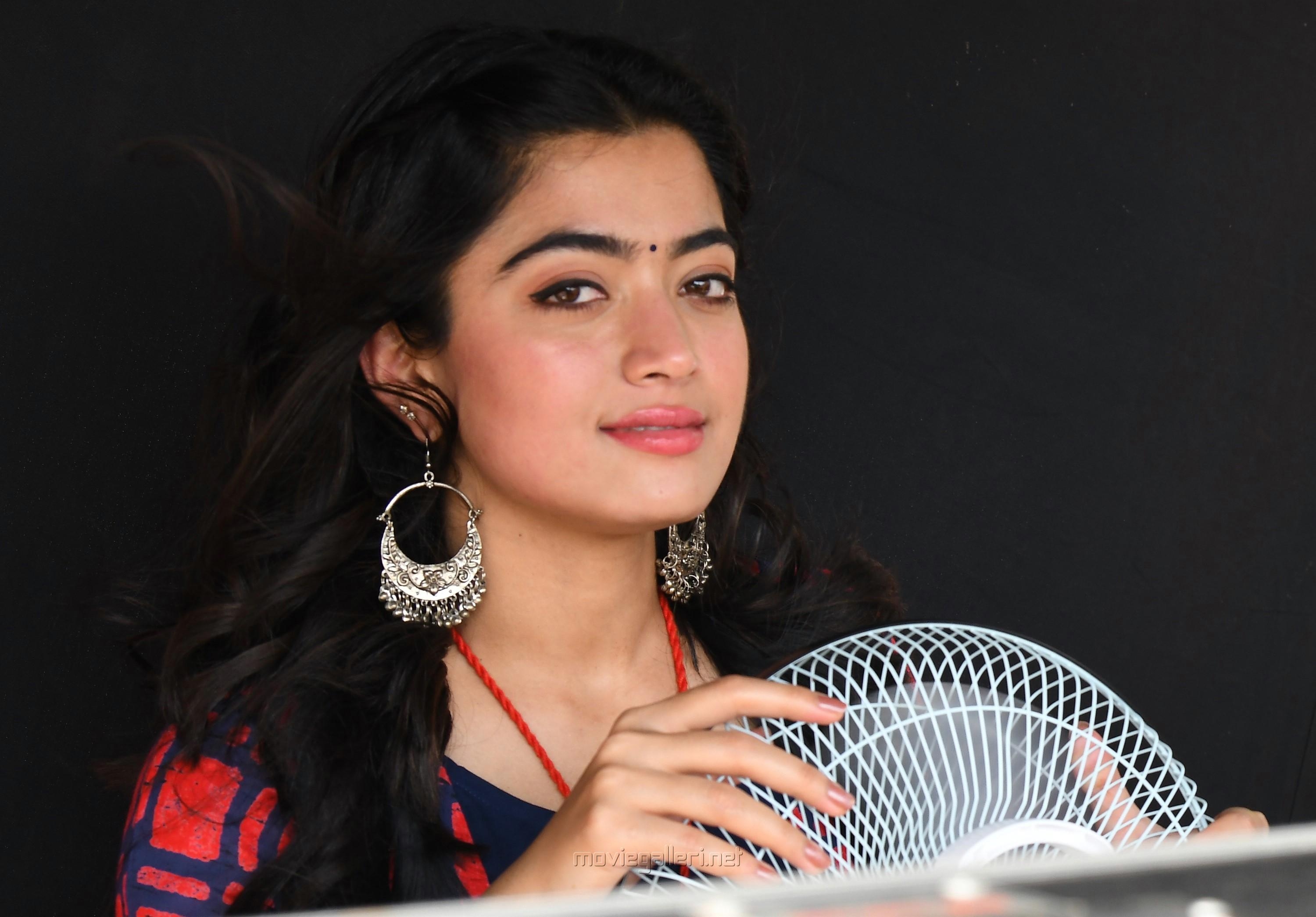 3000x2090 Devadas Actress Rashmika Mandanna Photo HD. New Movie Posters, Desktop