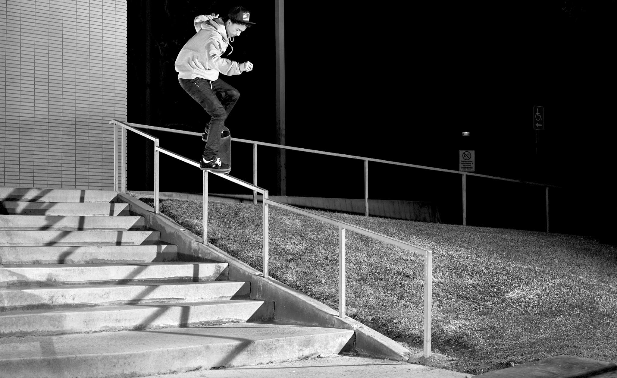 2050x1260 Frontside Nose Grind visual look at Nyjah Huston's 2012, Desktop