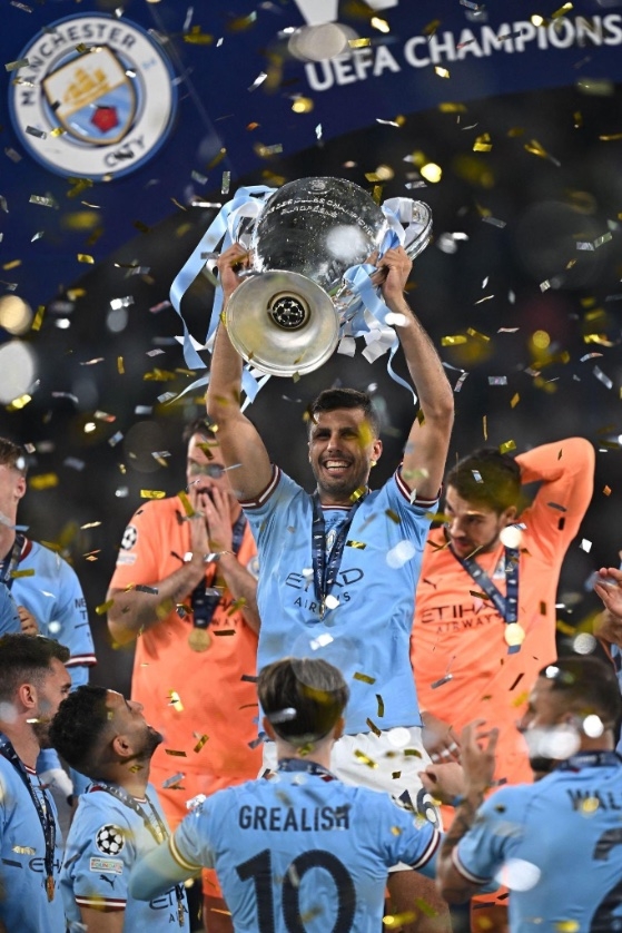 560x840 Manchester City UEFA Champions League 2023 Champions, Phone