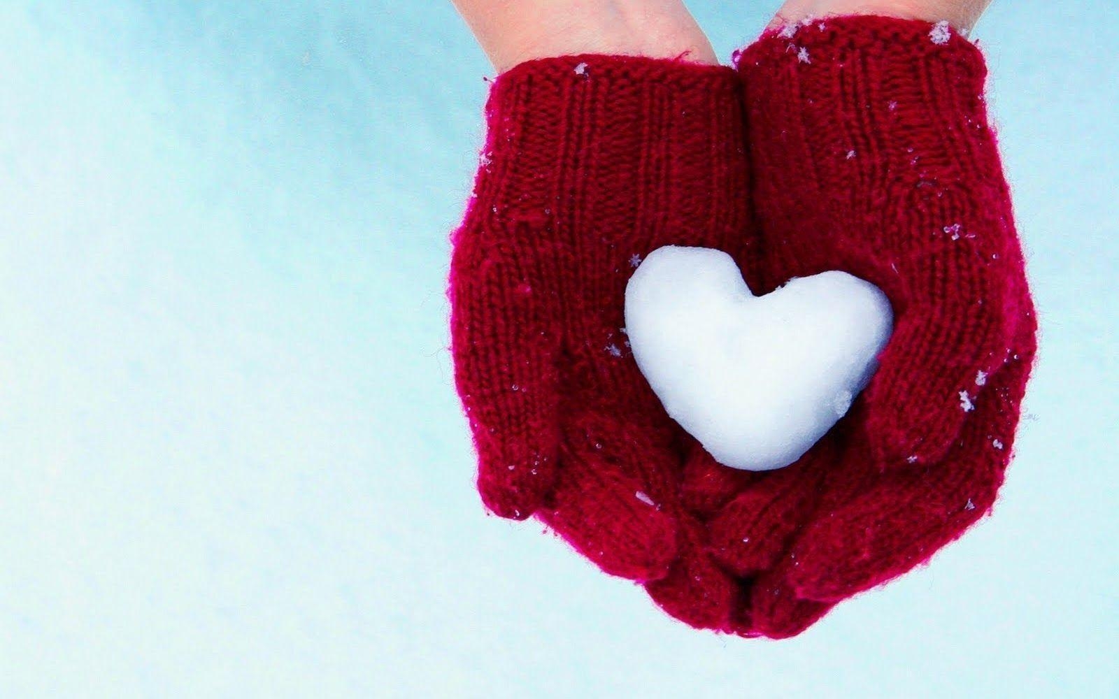 1600x1000 Winter Love Wallpaper, Desktop