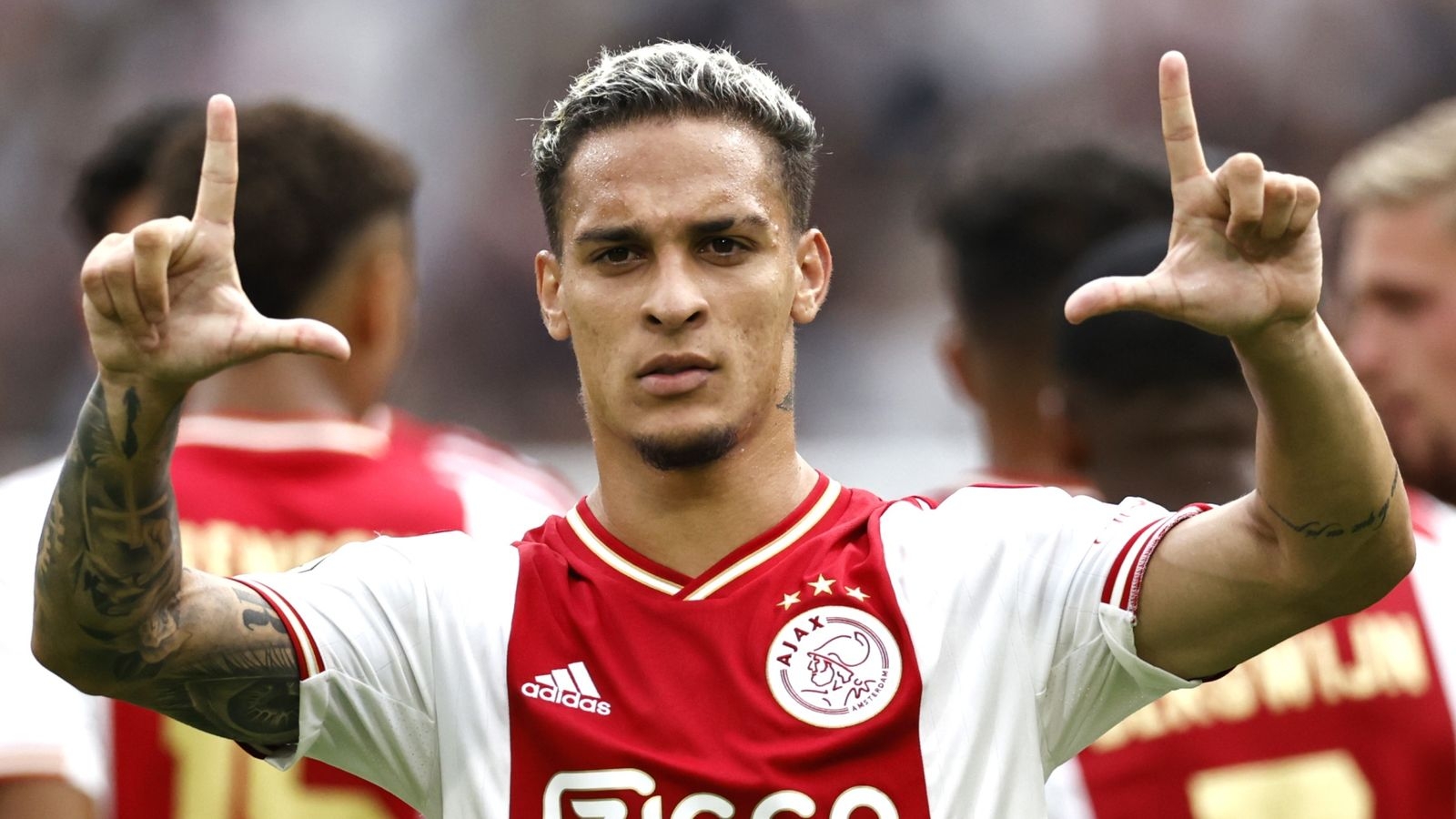 1600x900 Antony to Man Utd: Ajax want at least €100m for Brazilian winger after €90m United bid rejected. Transfer Centre News, Desktop