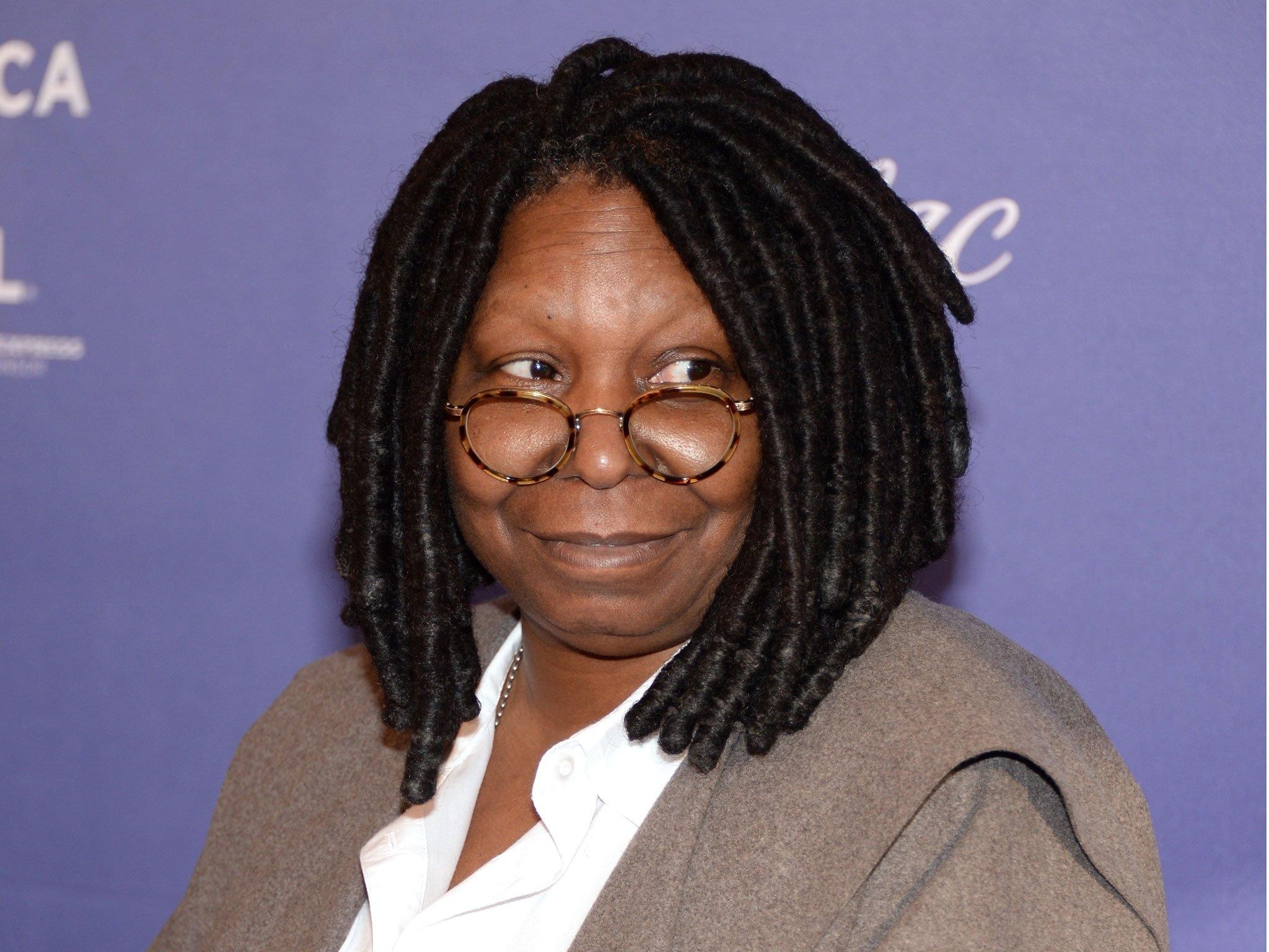 2050x1540 Whoopi Goldberg defends Bill Cosby over rape allegations: 'I have a, Desktop