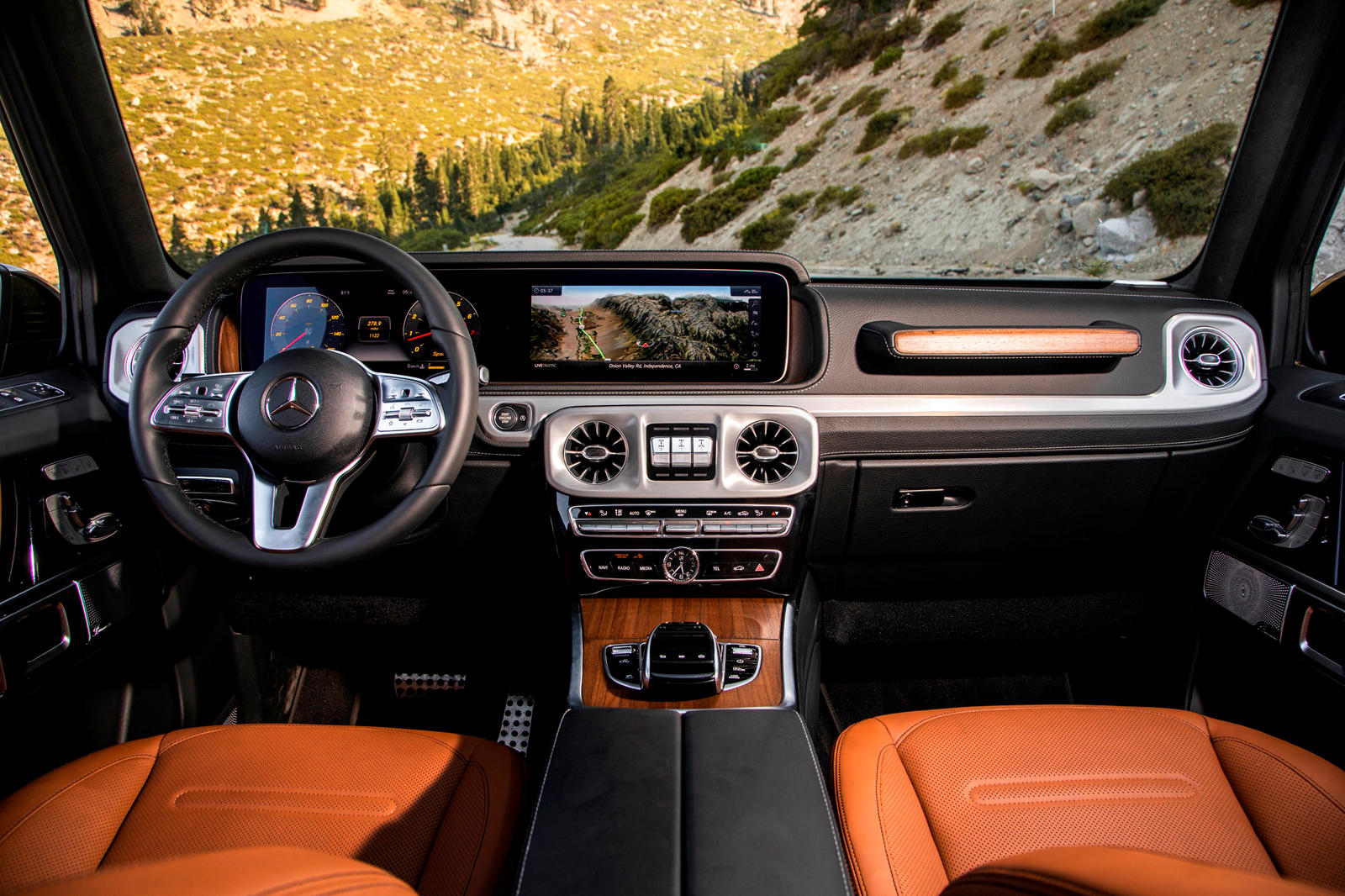 1600x1070 2023 Mercedes Benz G Class Interior Dimensions: Seating, Cargo Space & Trunk Size, Desktop