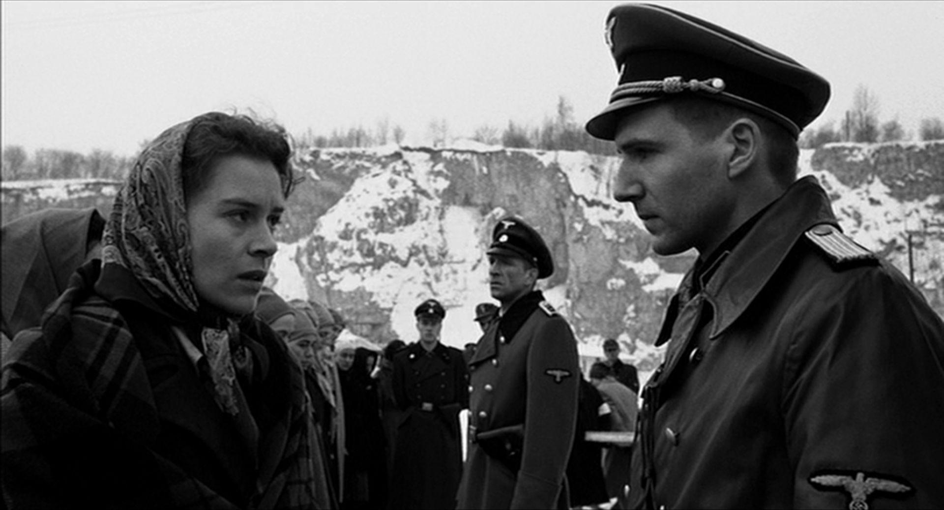 1920x1040 Schindler's List (1993): Spielberg Holocaust Drama Wins Best Picture, Desktop