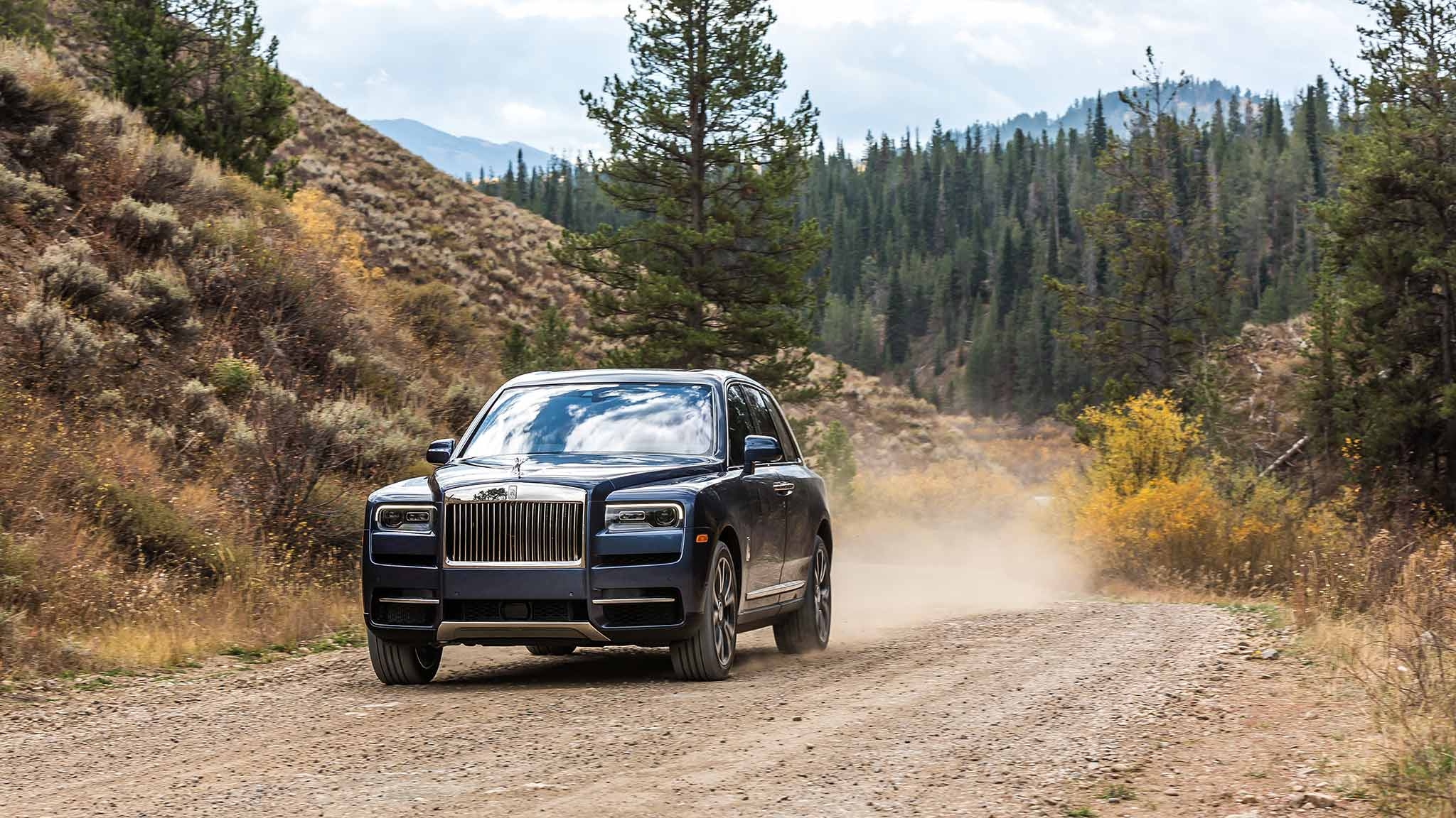 2050x1160 Rolls Royce Cullinan (Color: Salamanca Blue) Front Three Quarter Wallpaper (7), Desktop