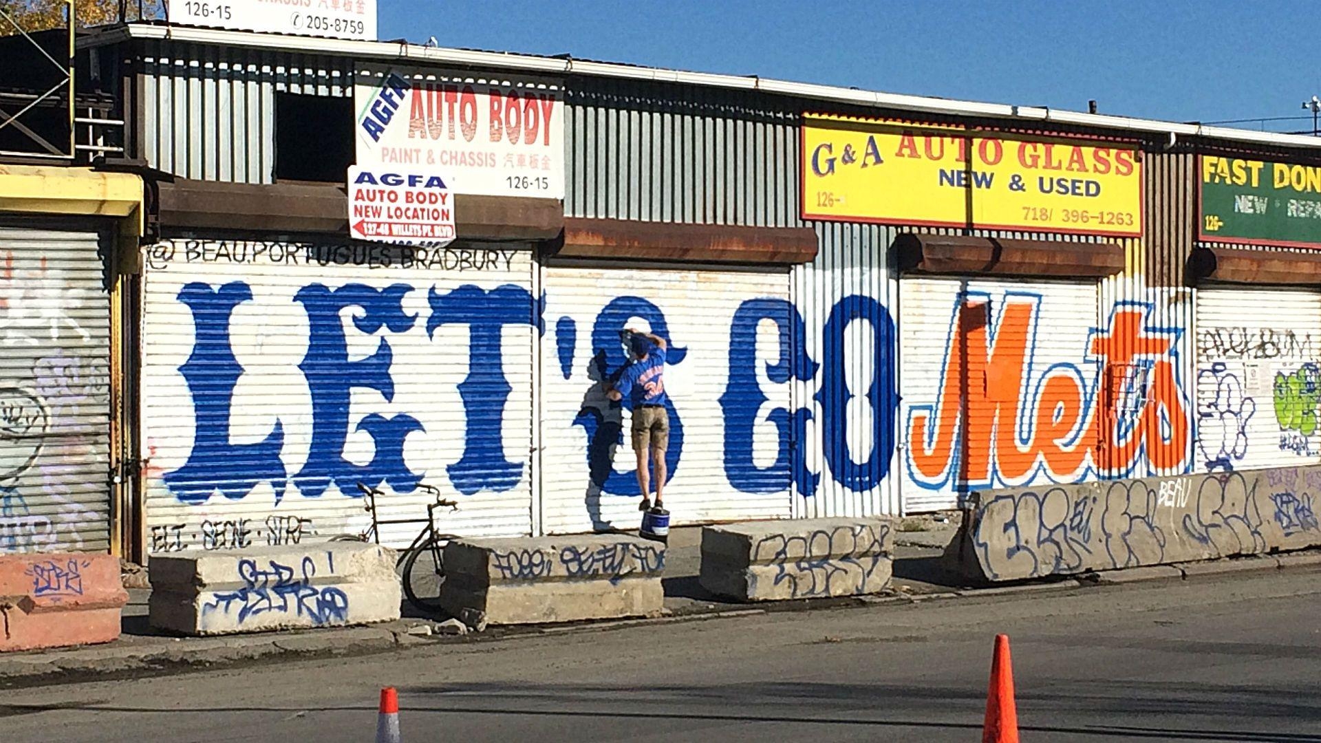 1920x1080 World Series 2015: Mets fan paints mural on notorious chop shops, Desktop