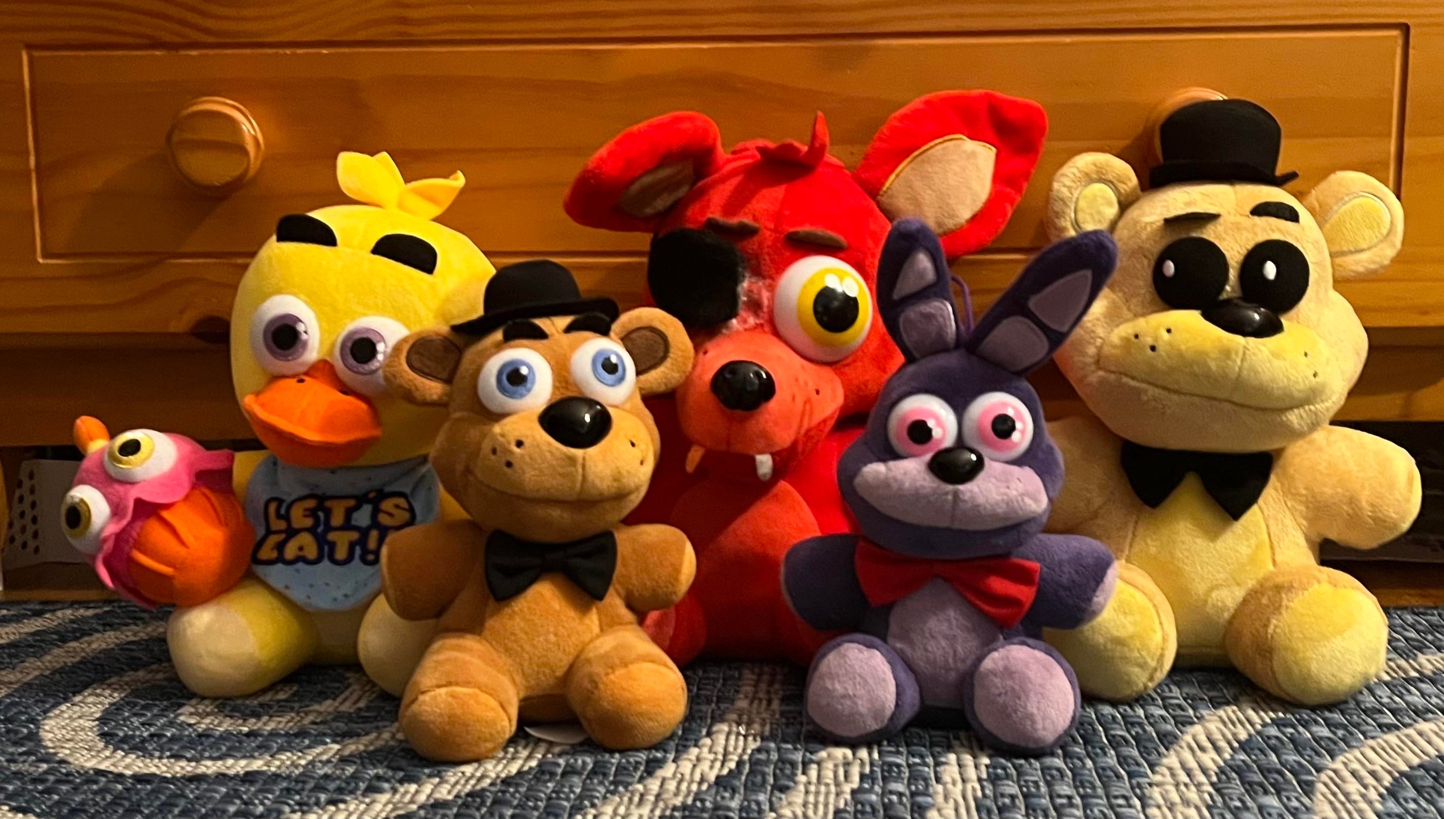 2850x1620 These are my friends.” I completed my FNAF 1 plushie collection! ^^, Desktop