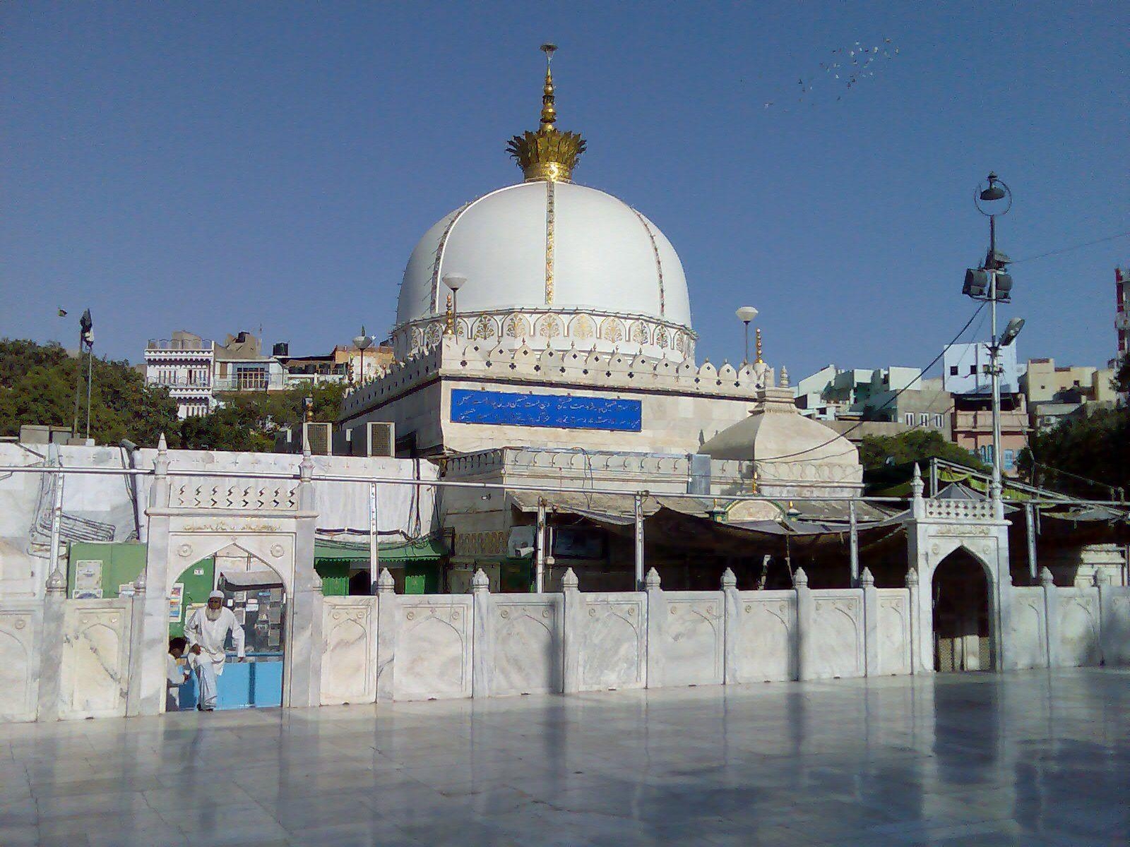 1600x1200 Ajmer Sharif, Ajmer. Travel, Travel destinations, Taj mahal, Desktop