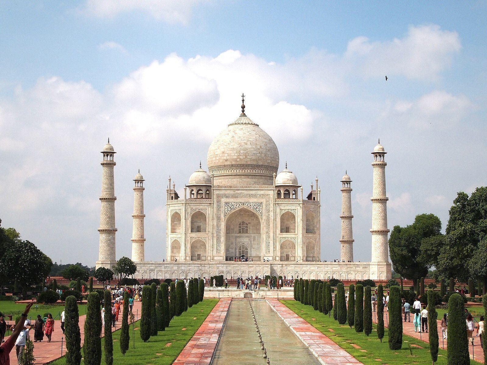 1600x1200 India Tourist Place Taj Mahal Agra Wallpaper, Desktop