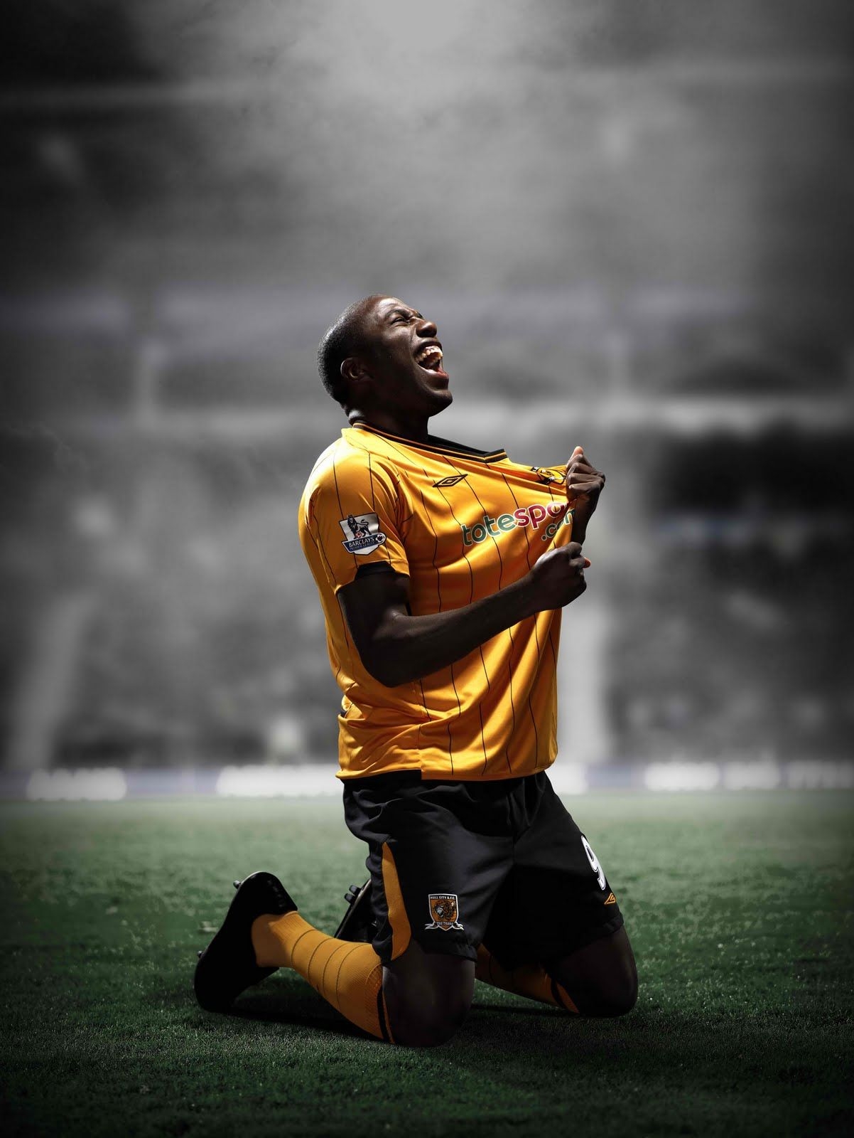 1210x1600 Jozy Altidore Hull City HD Wallpaper, Phone