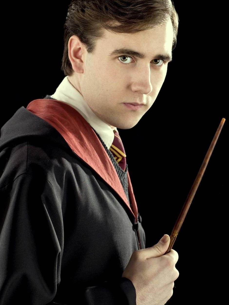 940x1260 Neville Wallpaper, Phone