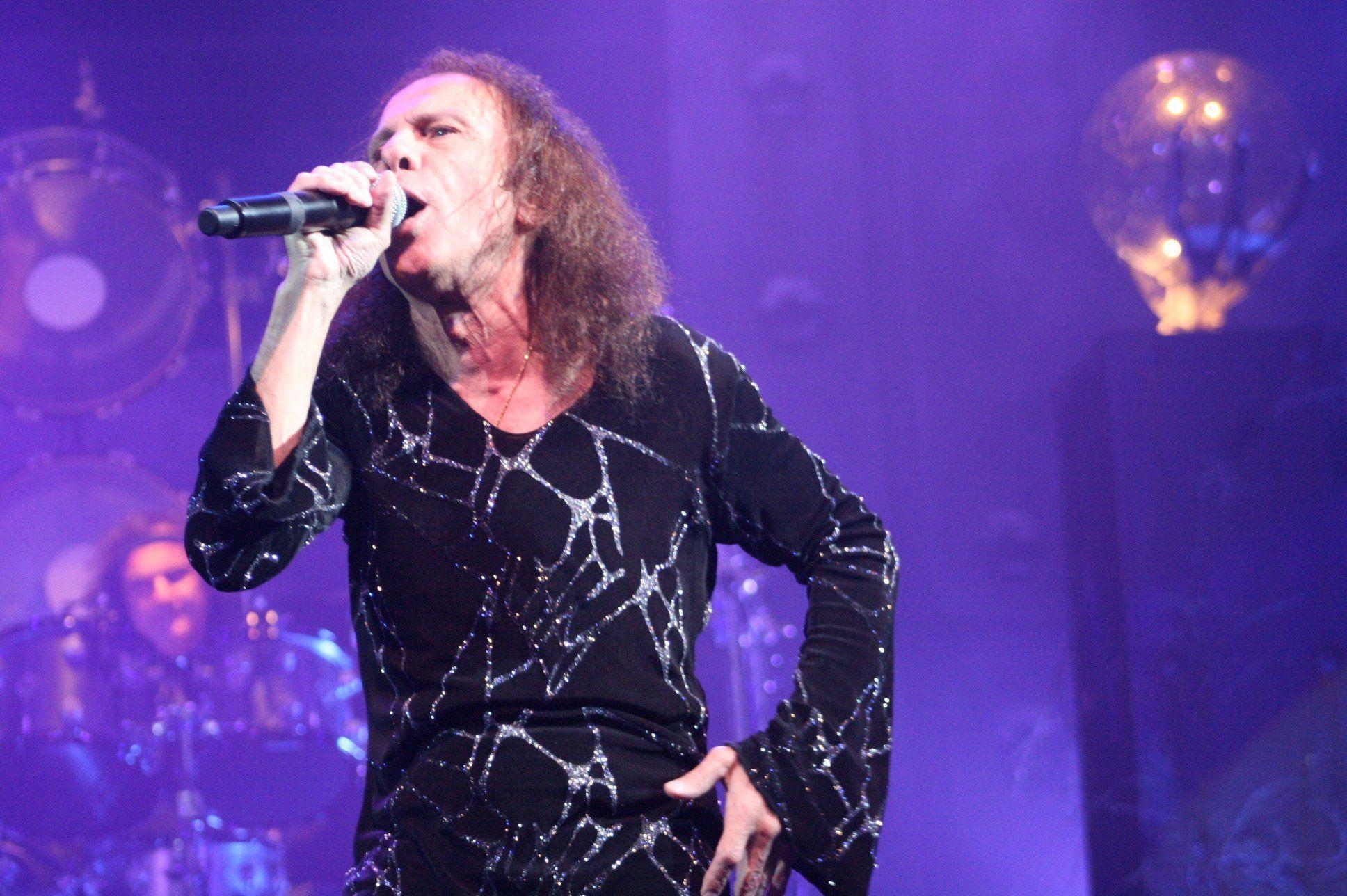 1940x1290 RONNIE JAMES DIO heavy metal concert singer fd wallpaper, Desktop