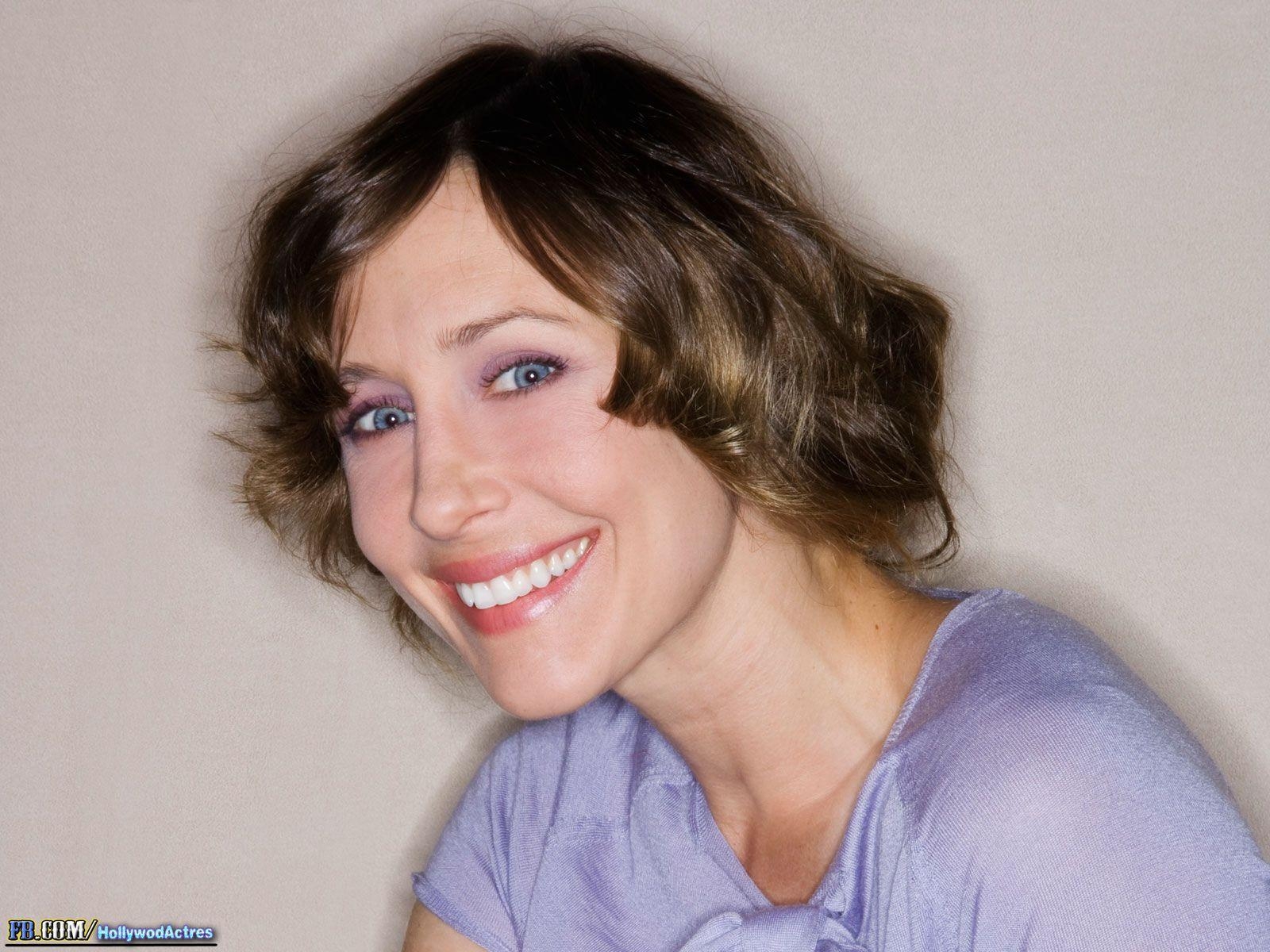 1600x1200 Actress Wallpaper Gallery: Vera Farmiga Hollywood Actress HD Wallpaper, Desktop