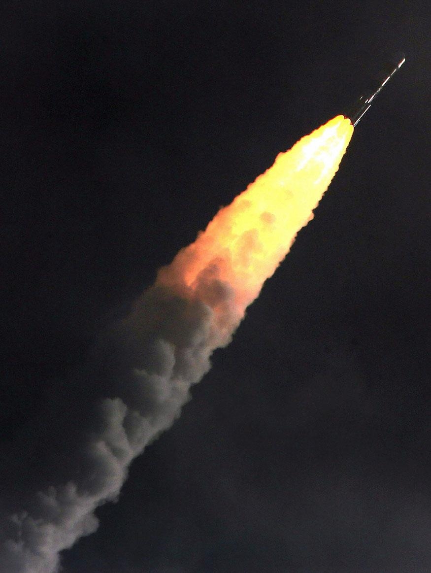 880x1170 ISRO Launches Its 100th Satellite PSLV C40; See Picture, Phone