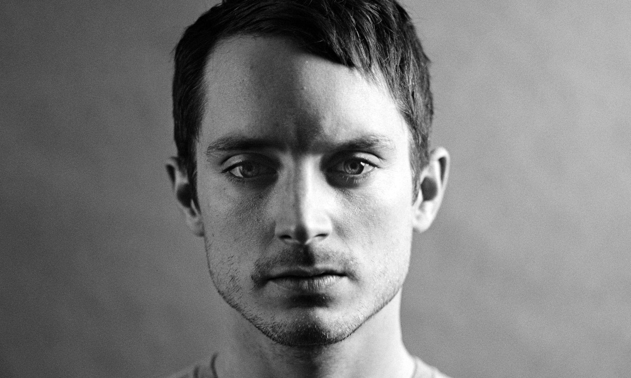 2060x1240 Elijah Wood Wallpaper, Picture, Image, Desktop