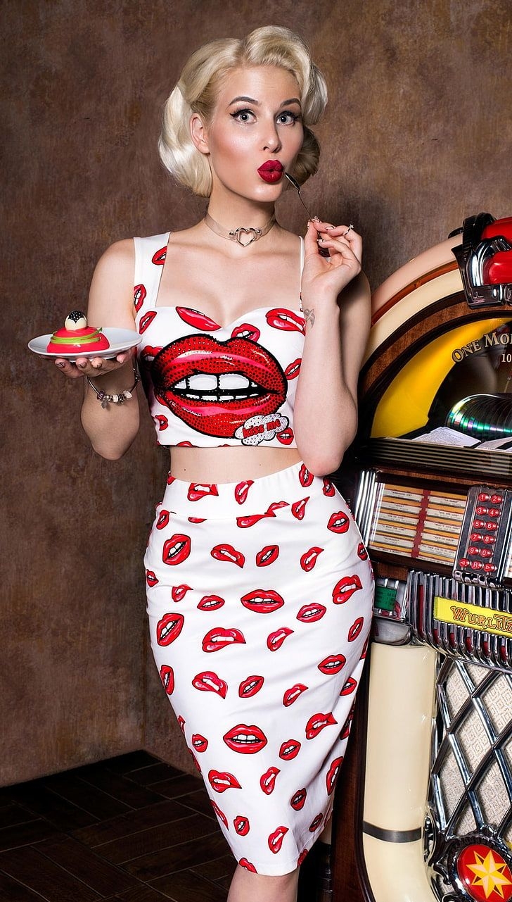 730x1290 HD Wallpaper: Pin Up Girl, Jukebox, Retro, Girls, Style, Woman, Model, Fashion, Phone