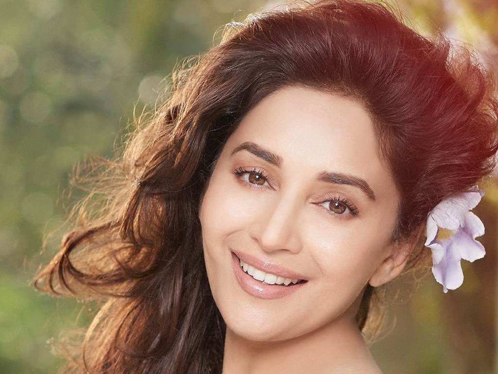 1030x780 new update Madhuri Dixit HD Wallpaper hdwallpaperaz.com, Desktop